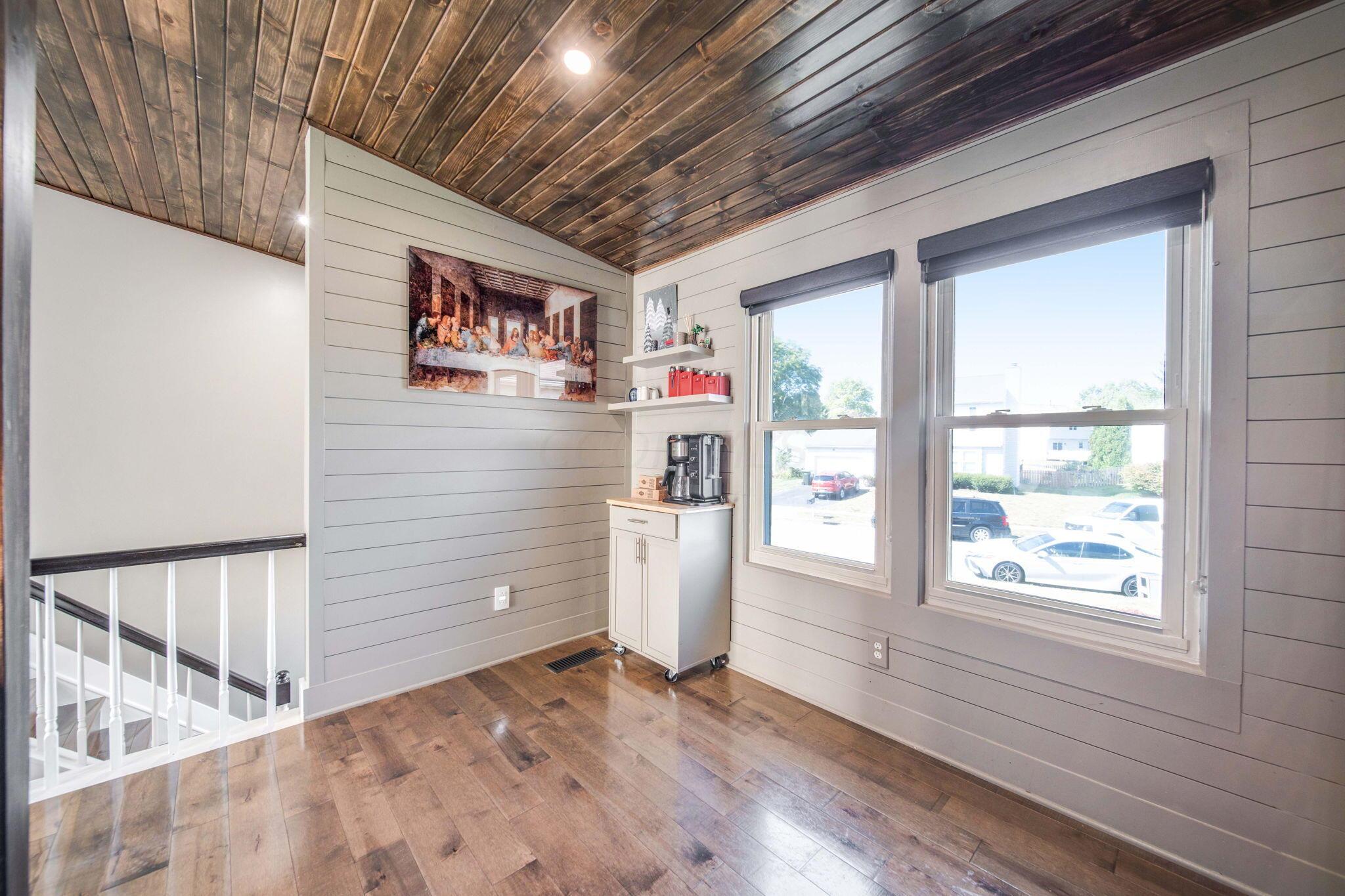 1843 Maroon Drive