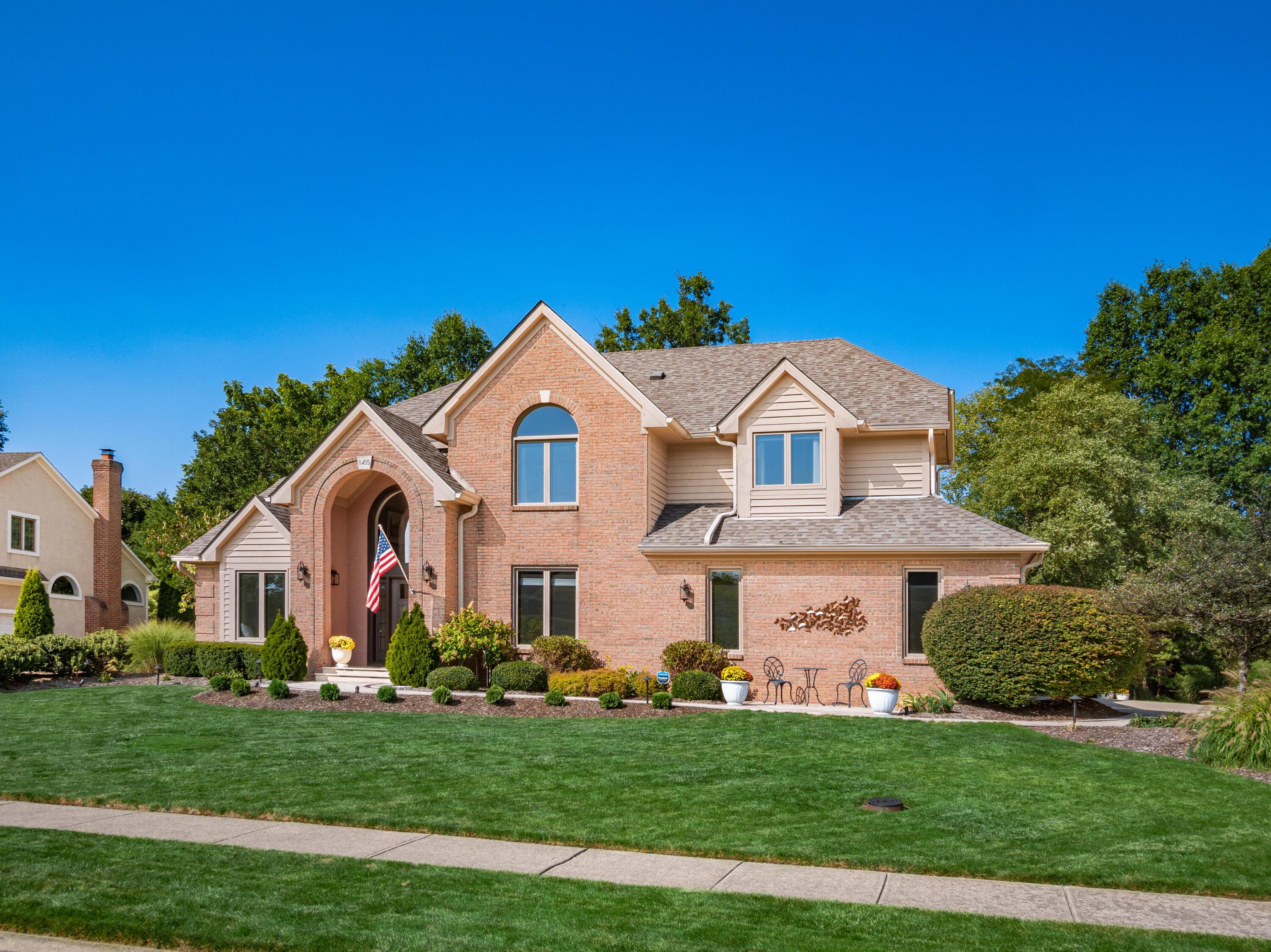 8455 Fallgold Lane
