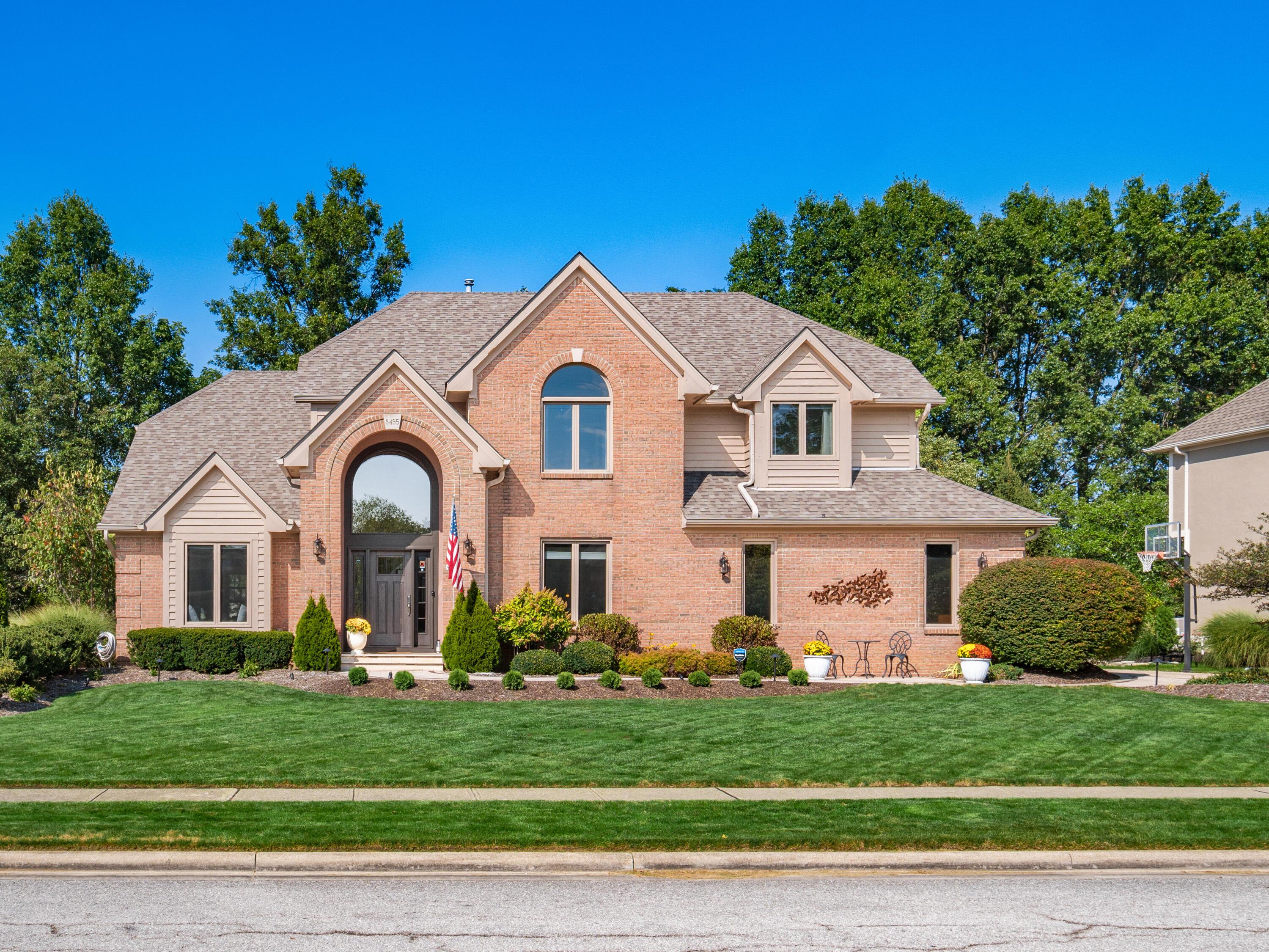 8455 Fallgold Lane