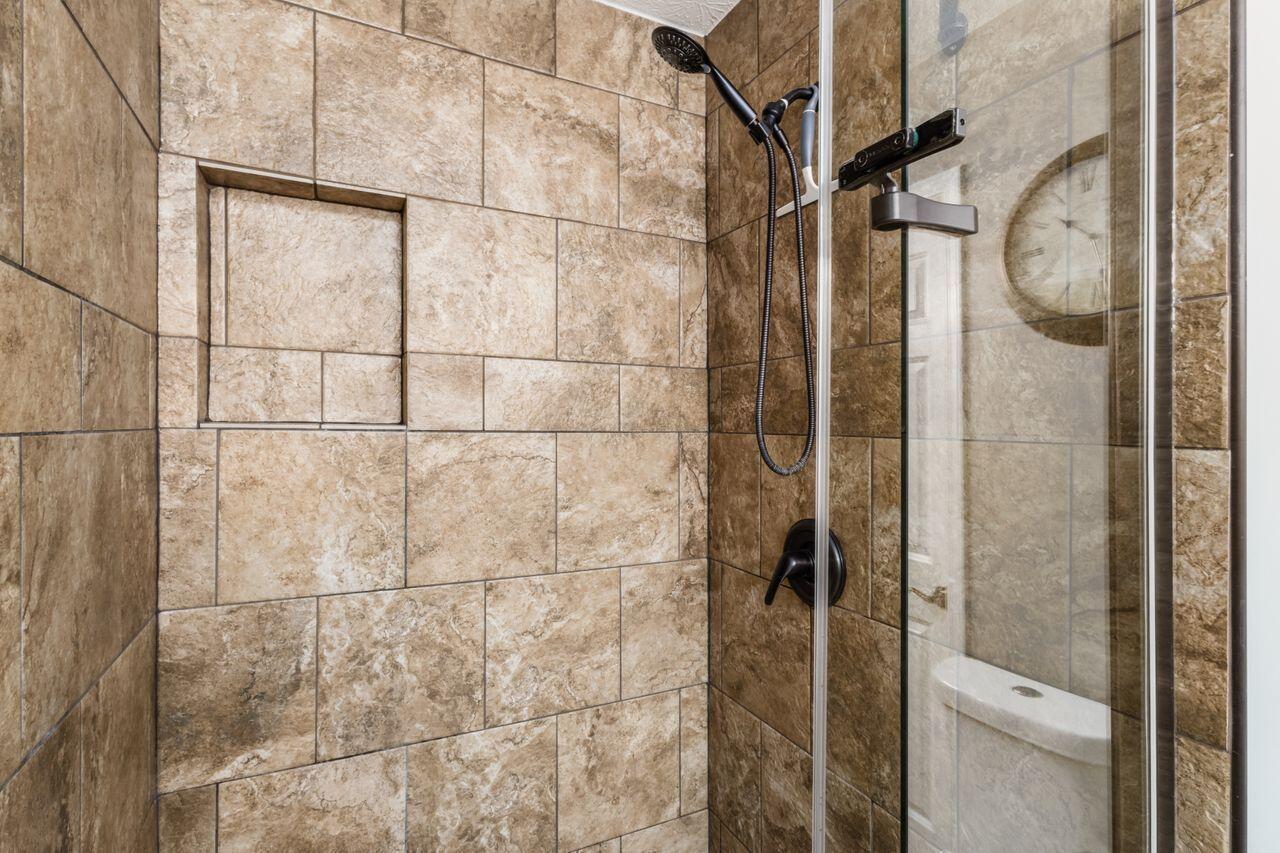 6847 Silverrock Drive, 24