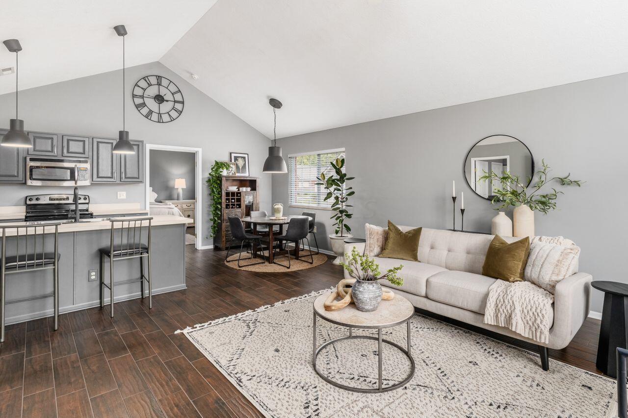 6847 Silverrock Drive, 24