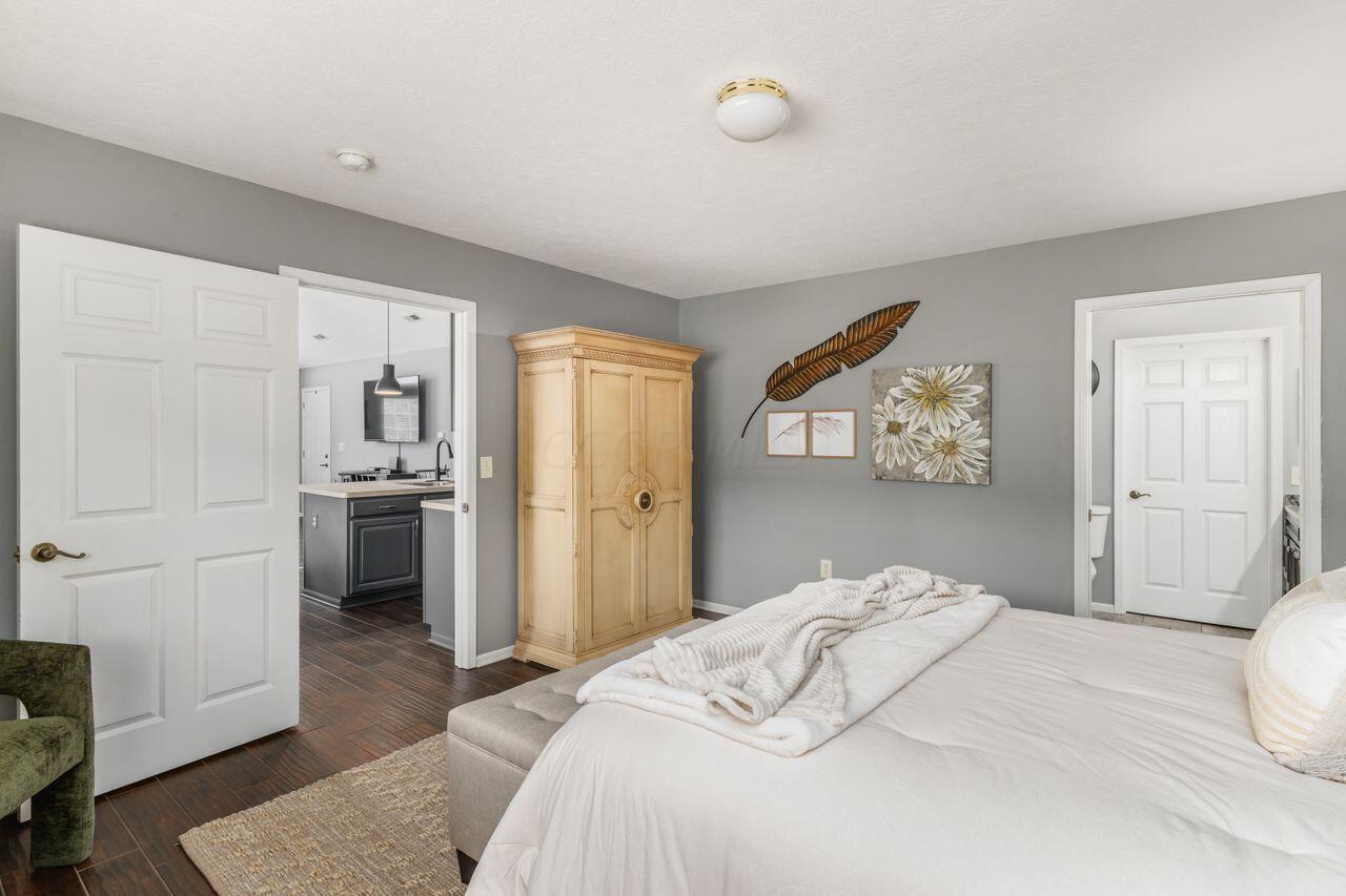 6847 Silverrock Drive, 24