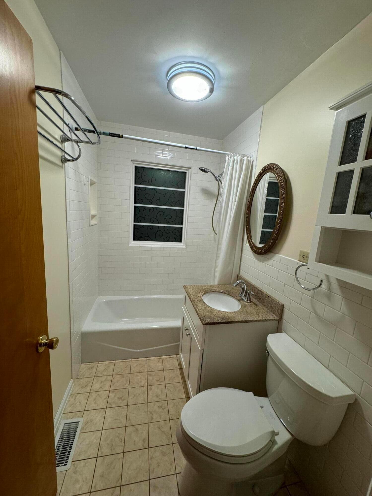 713 Lake Avenue, St. Marys