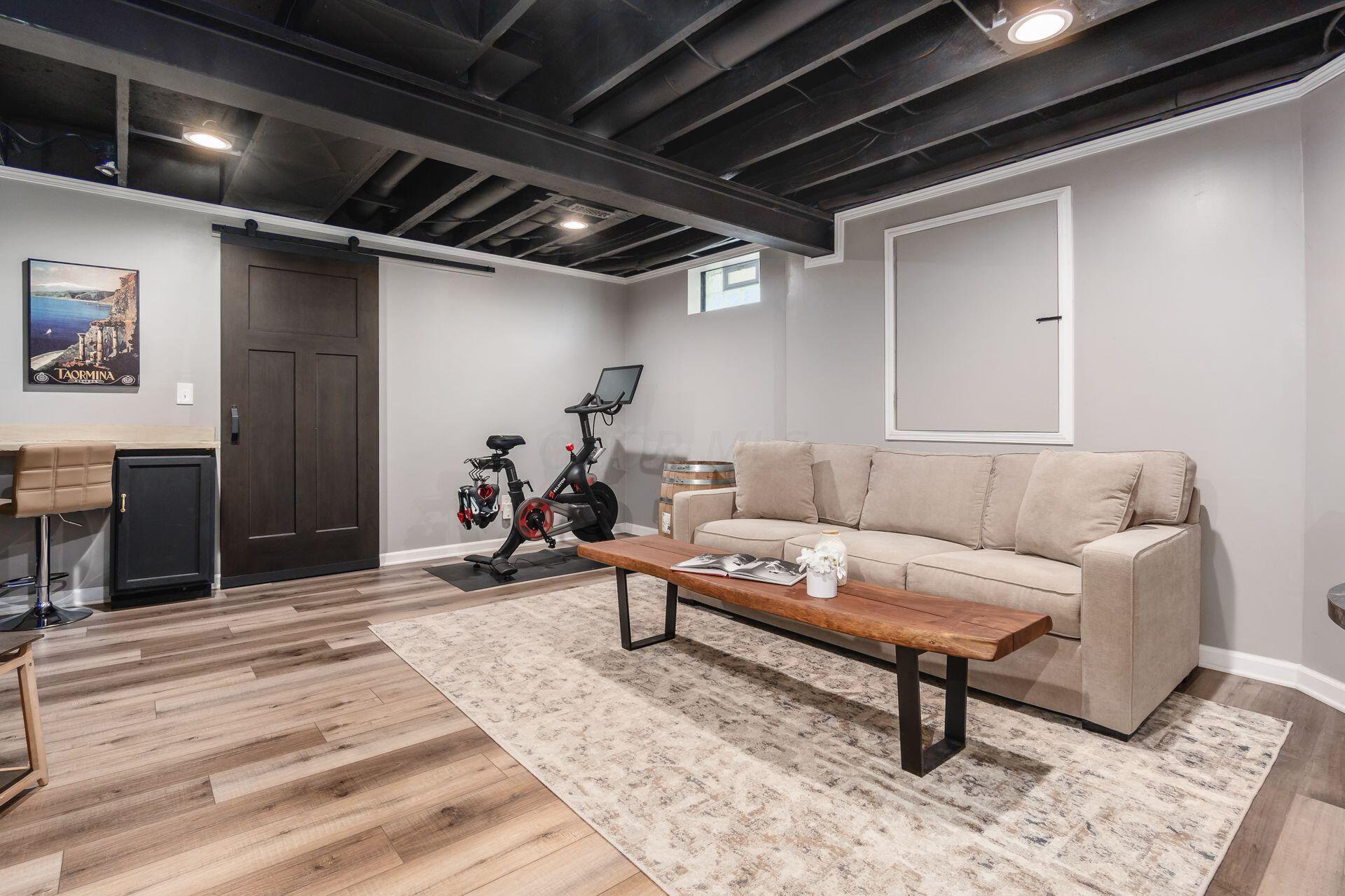 2146 Sawgrass Street