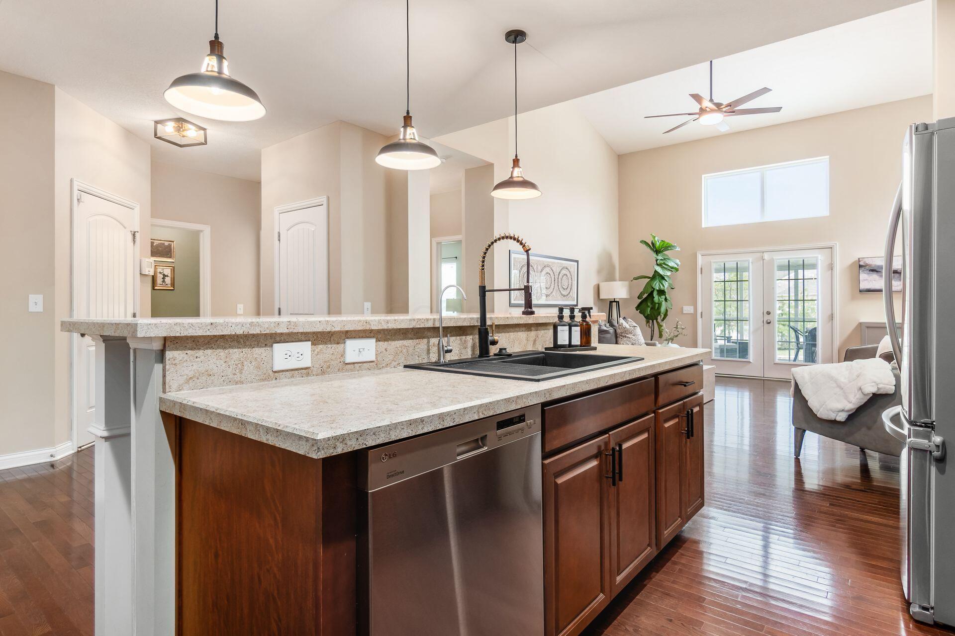 2146 Sawgrass Street