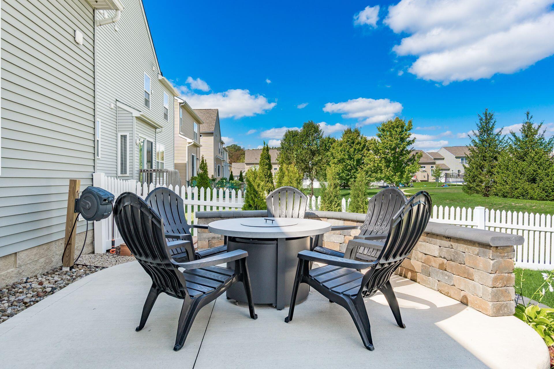 2146 Sawgrass Street