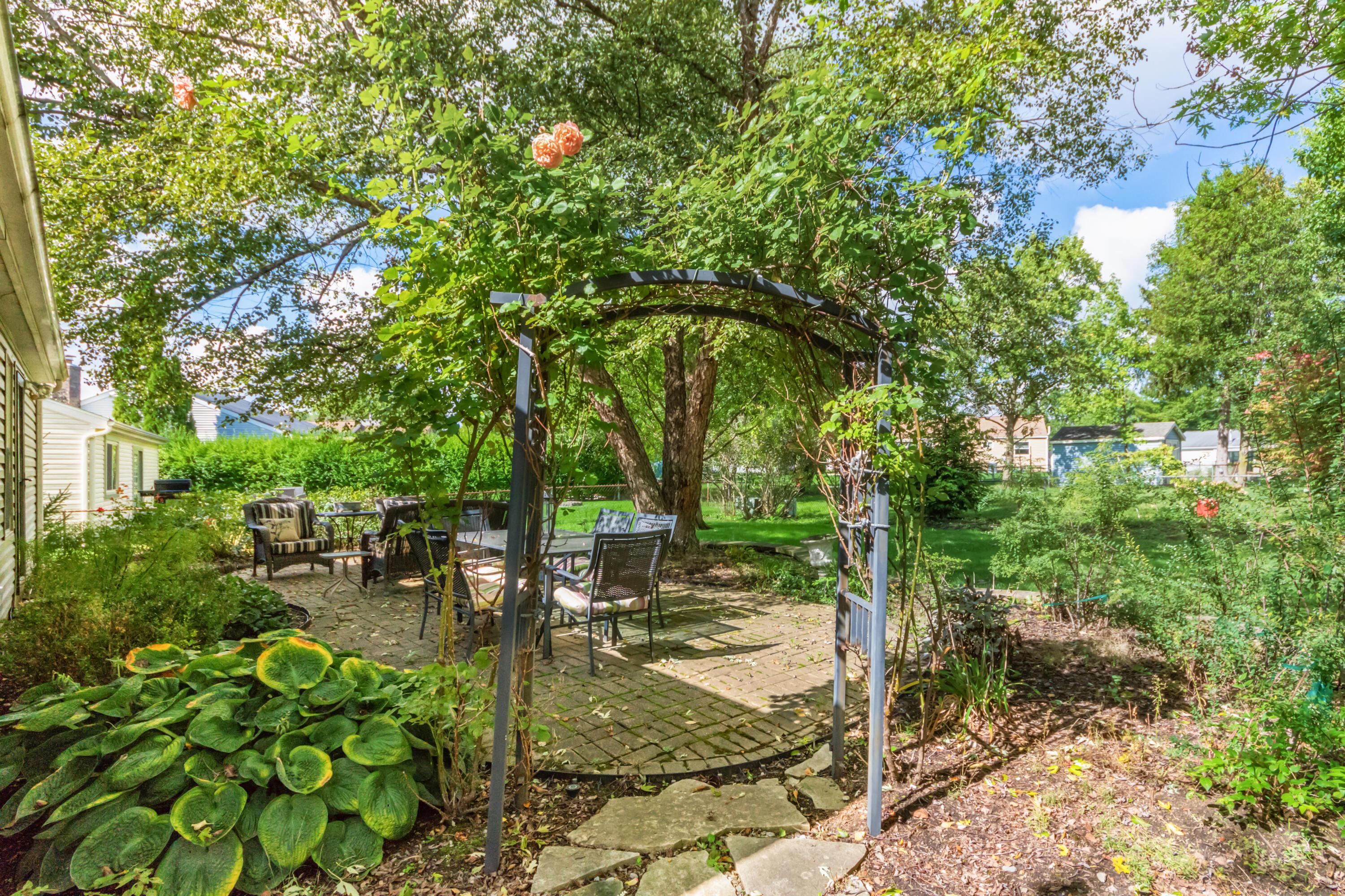 1896 Barnard Drive