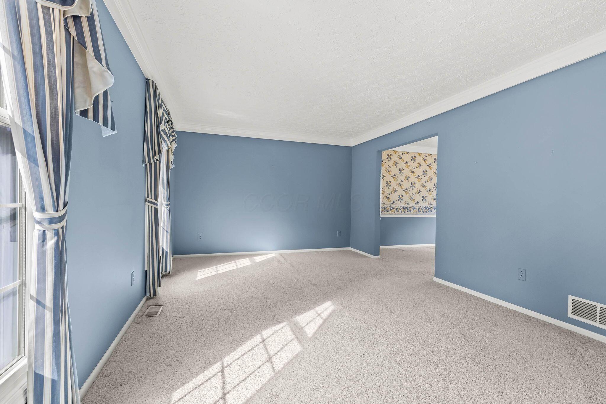 994 Autumn Lake Court