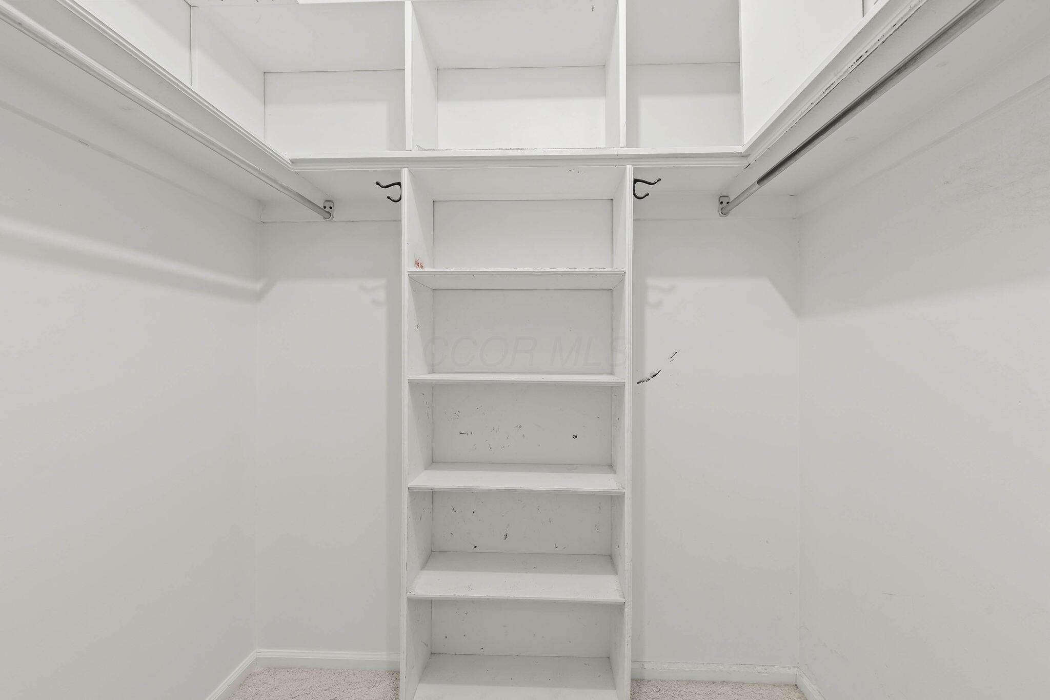 994 Autumn Lake Court