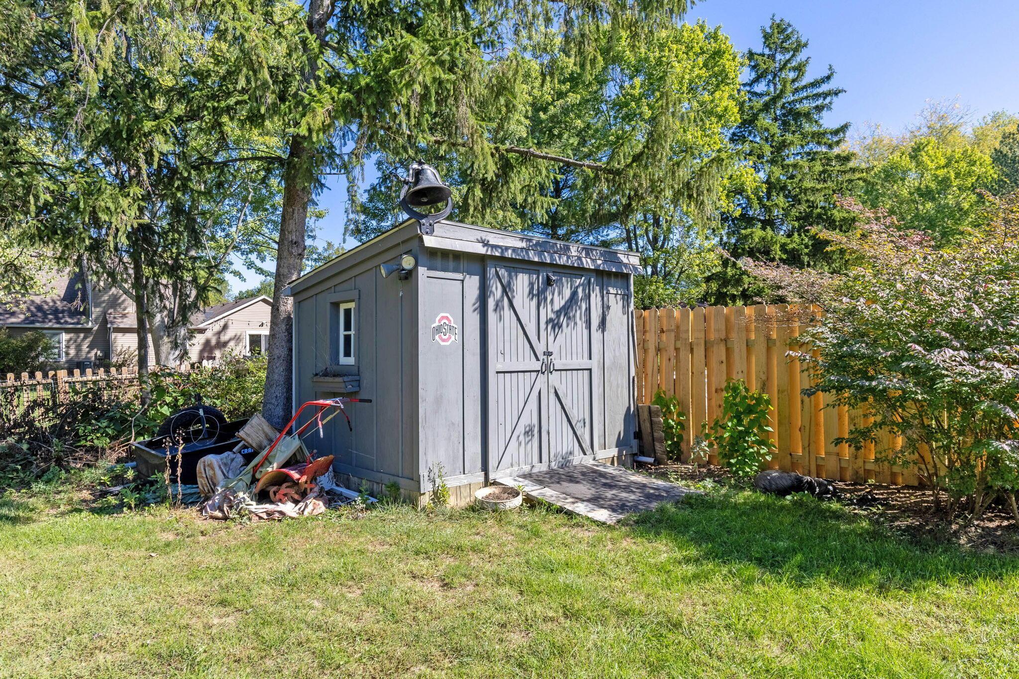 994 Autumn Lake Court