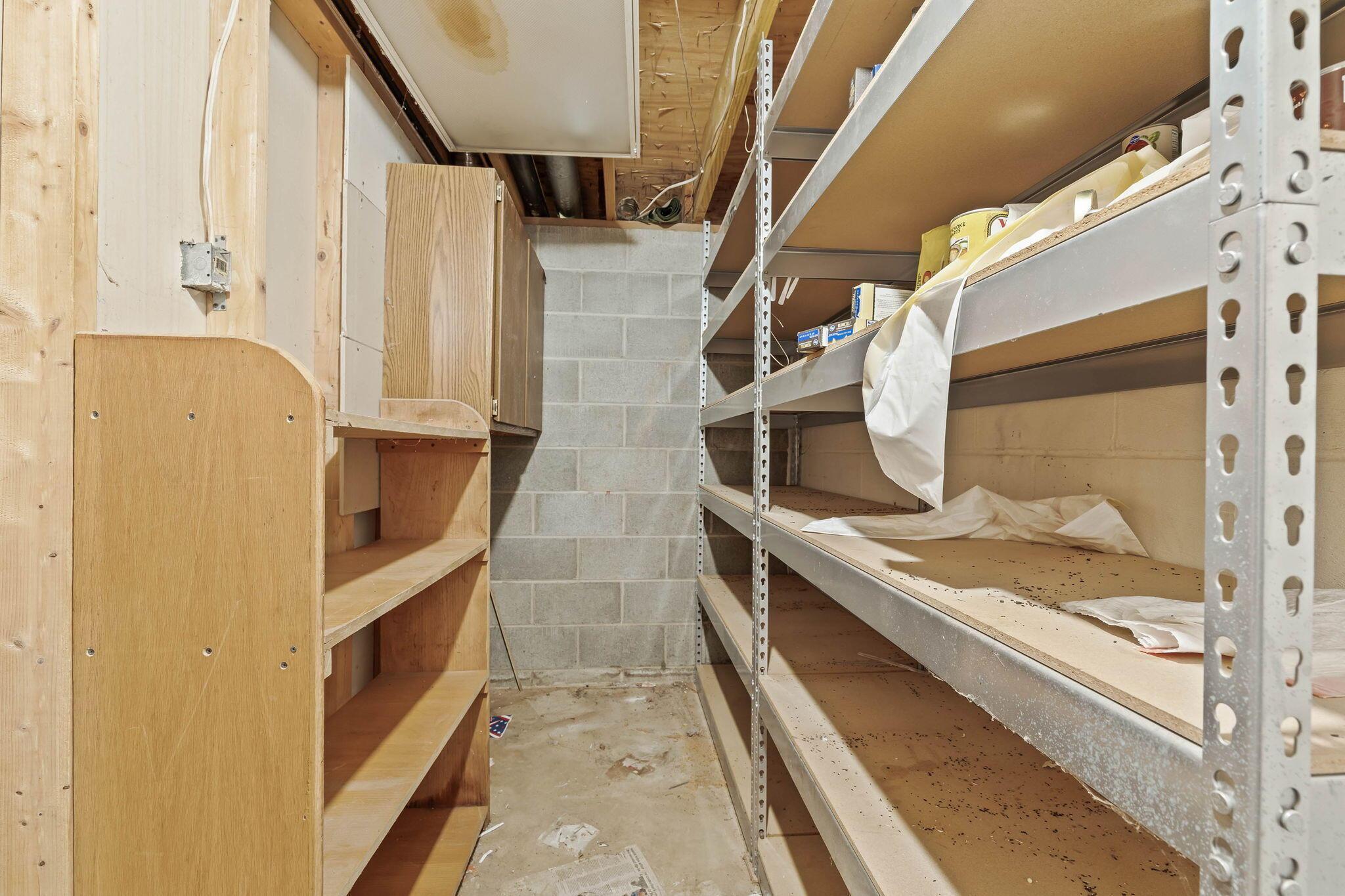 994 Autumn Lake Court