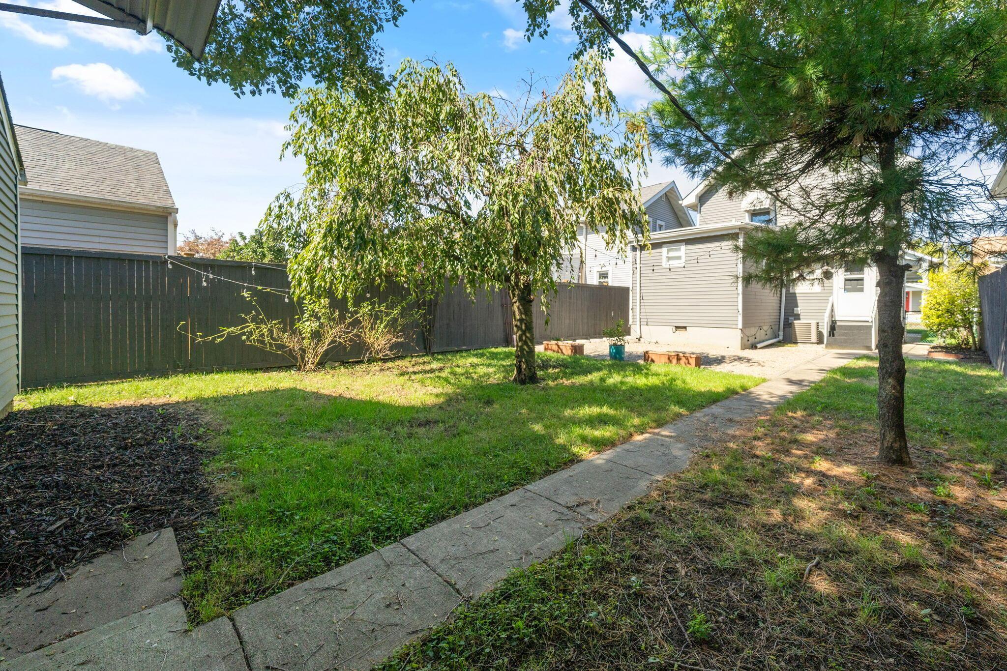 215 E Welch Avenue