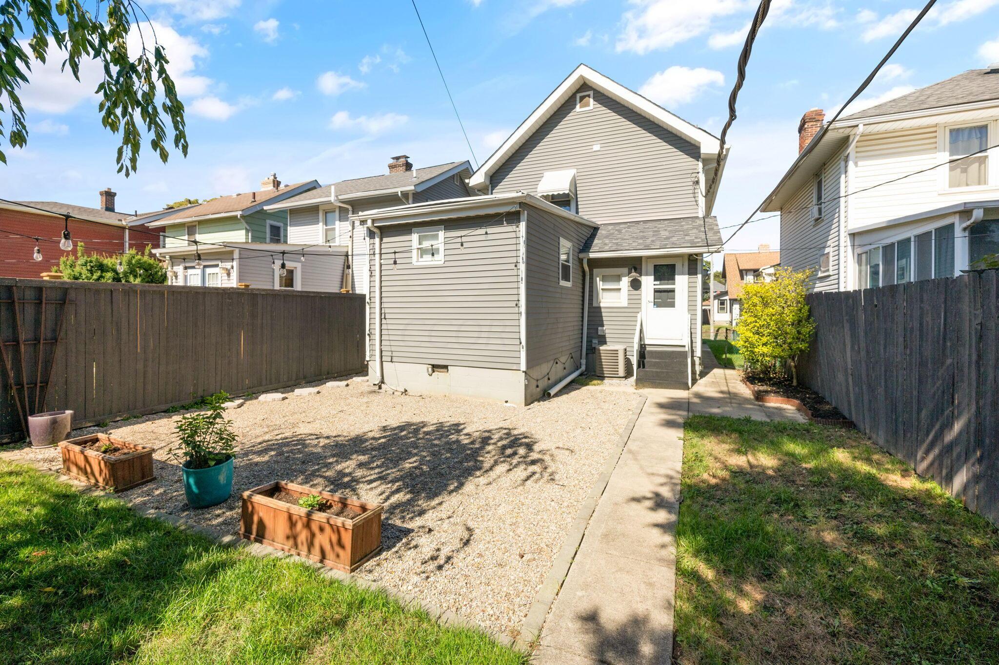 215 E Welch Avenue