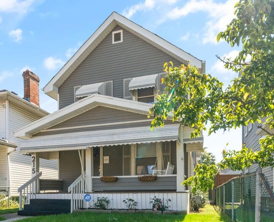 215 E Welch Avenue