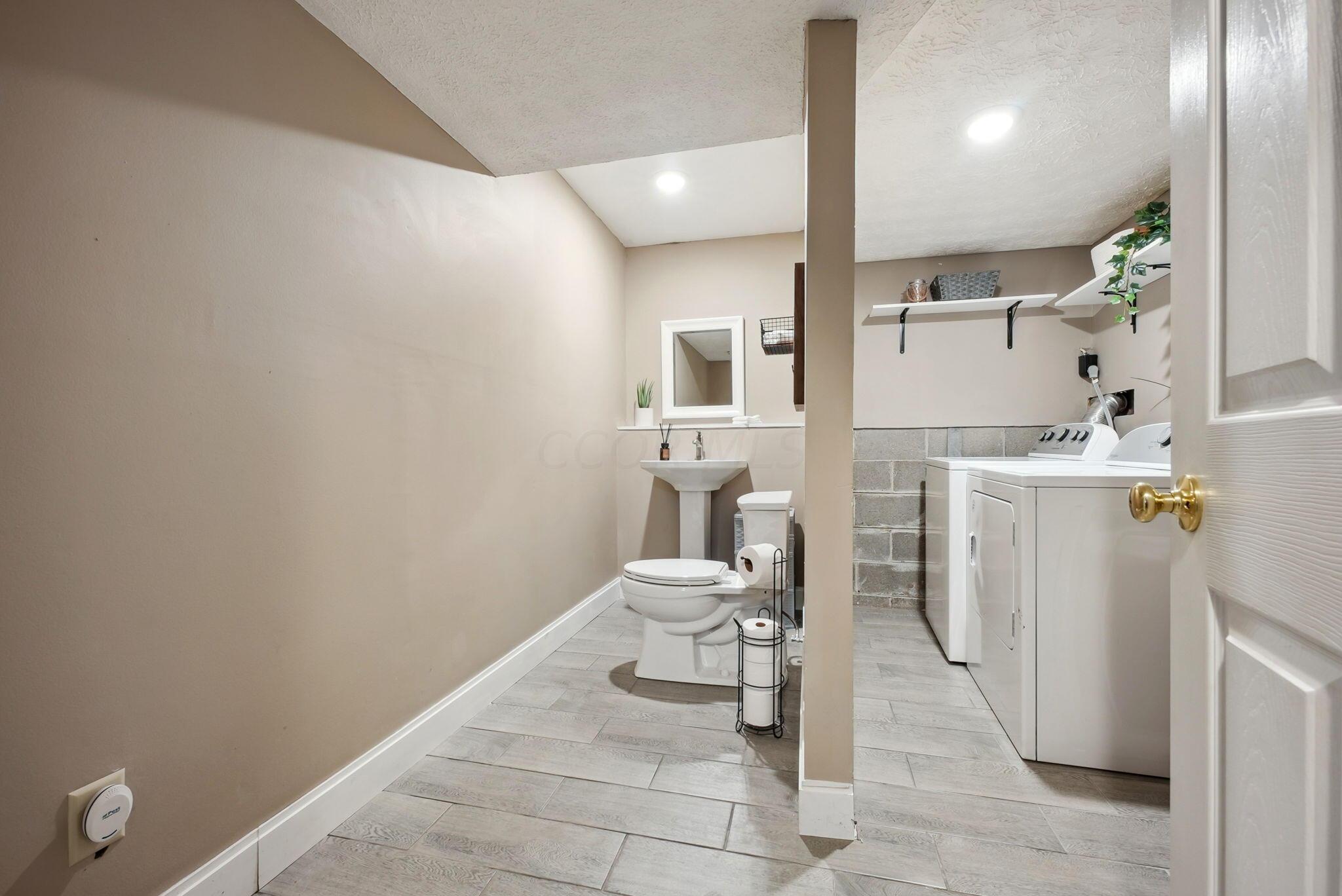 2105 Fox Hollow Drive