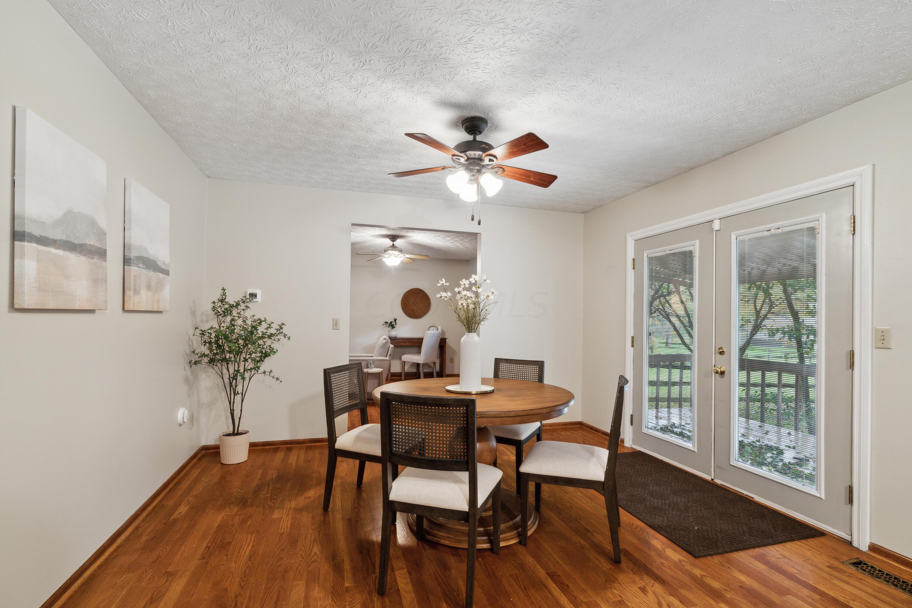 137 Carryback Drive SW