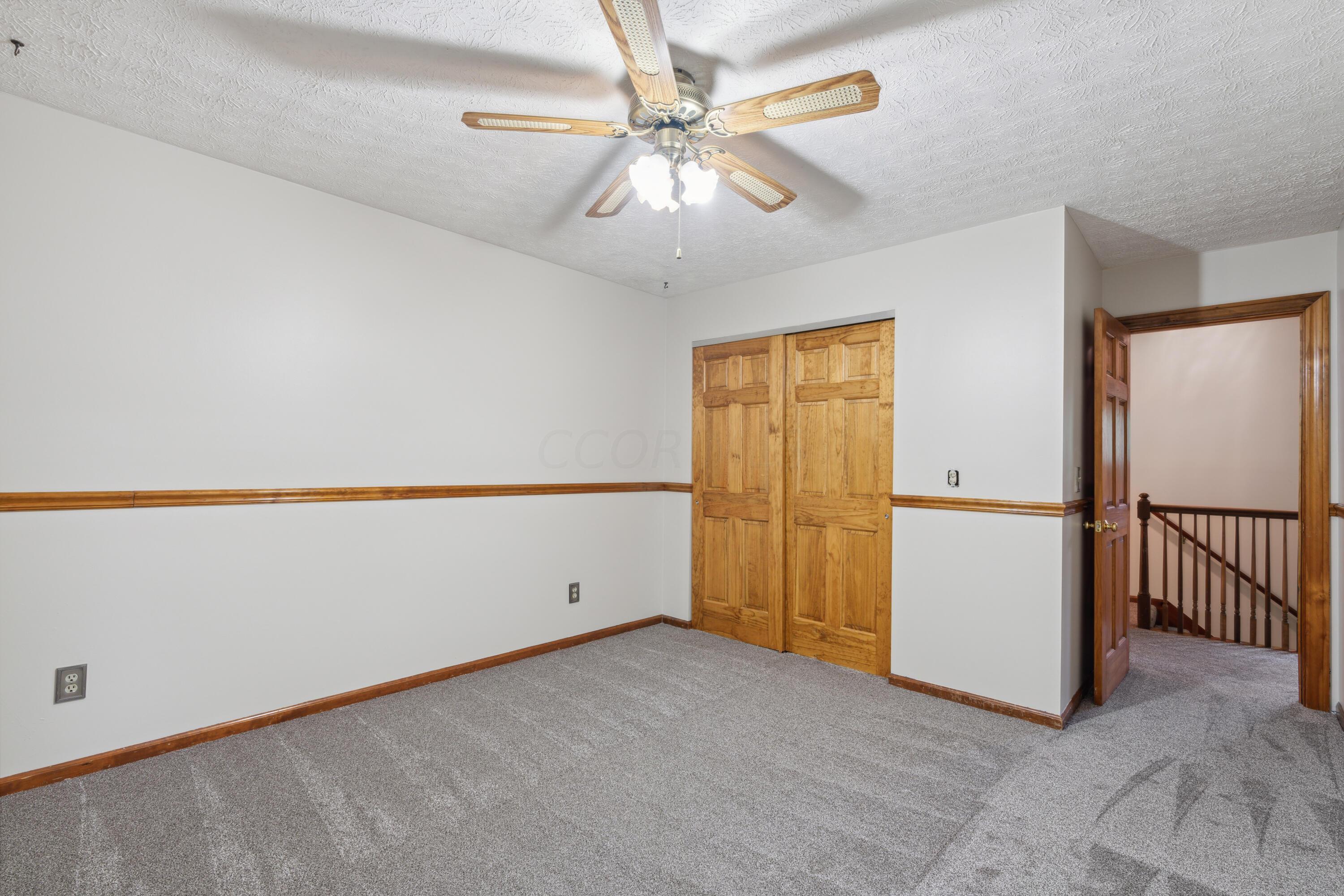 137 Carryback Drive SW