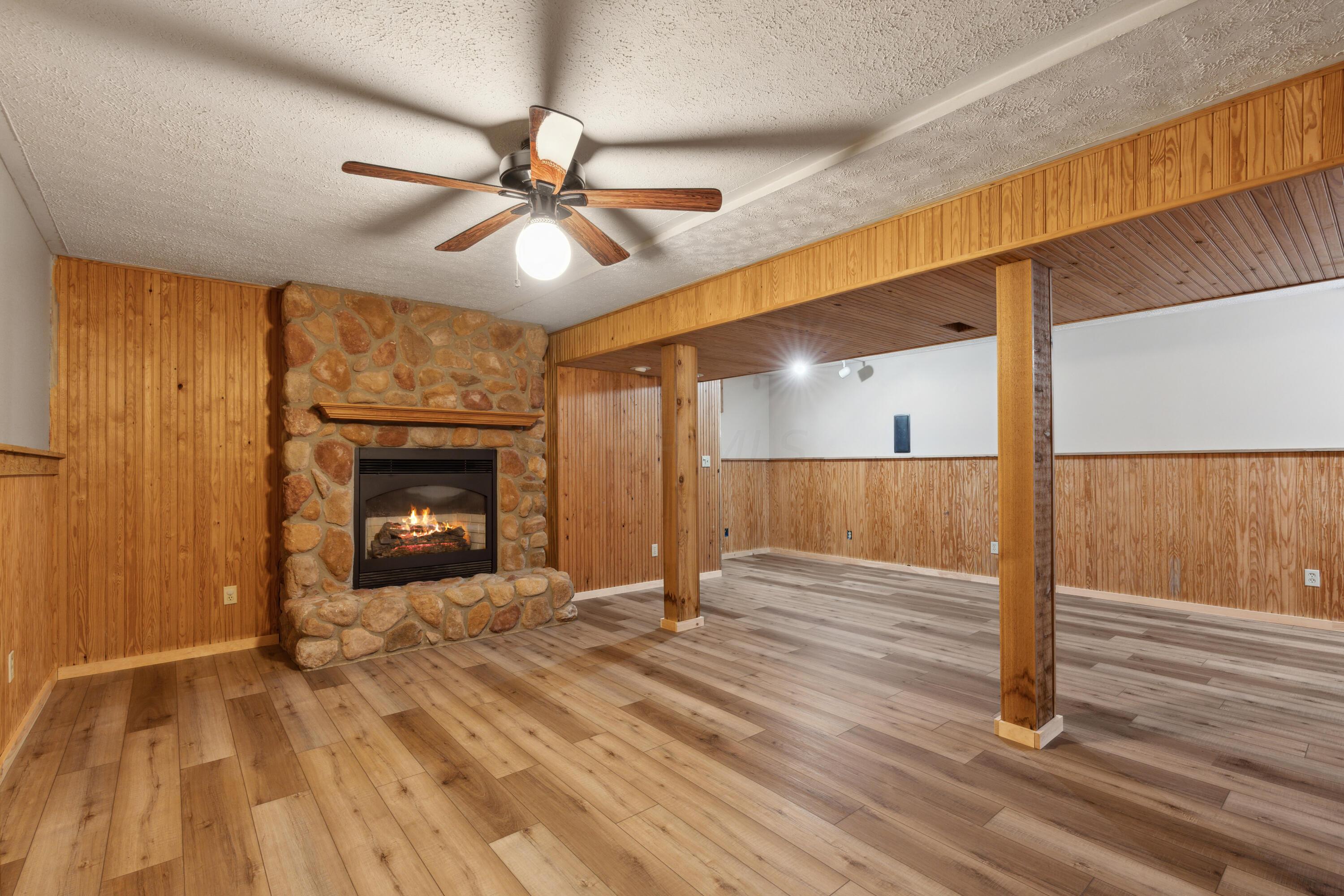 137 Carryback Drive SW