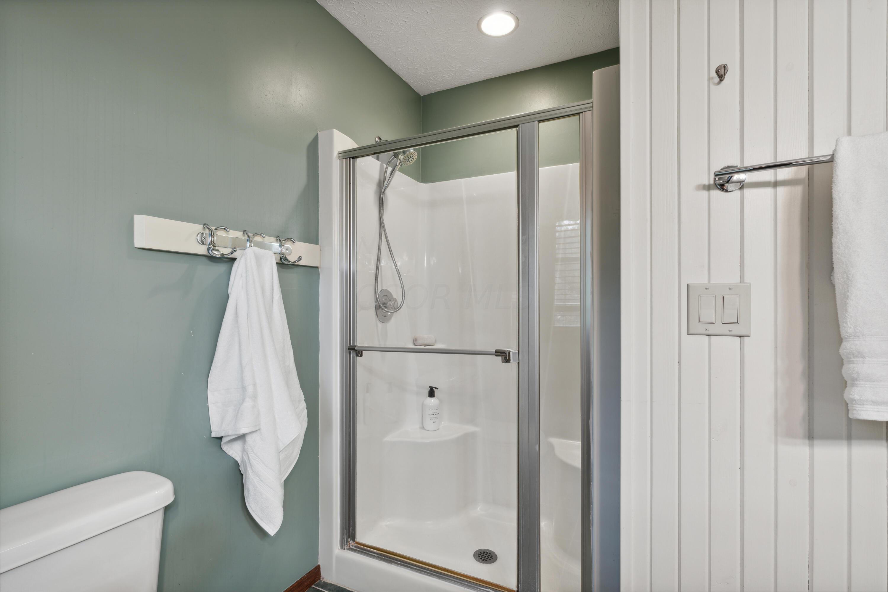 137 Carryback Drive SW