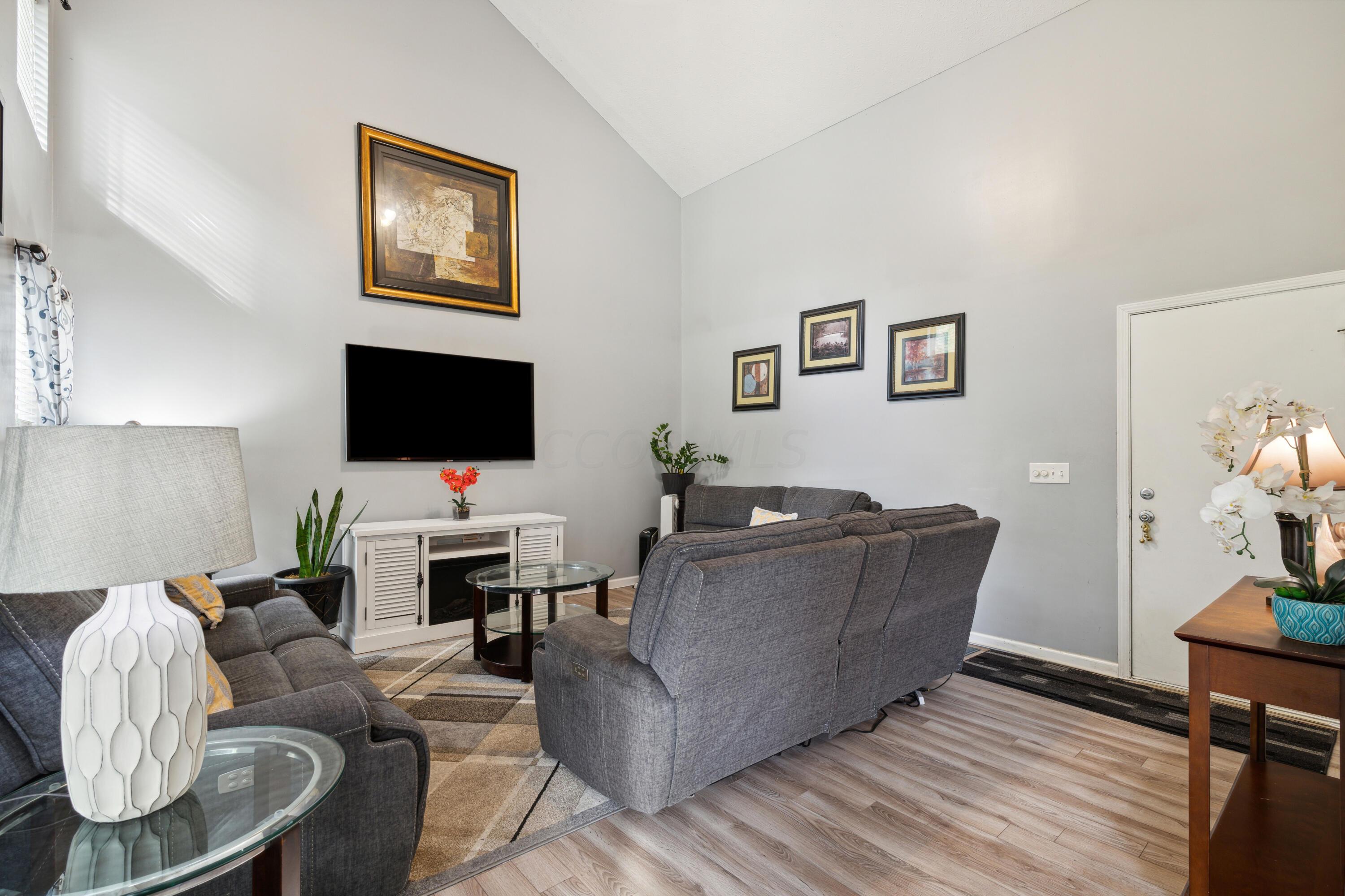 527 Tourmaline Drive