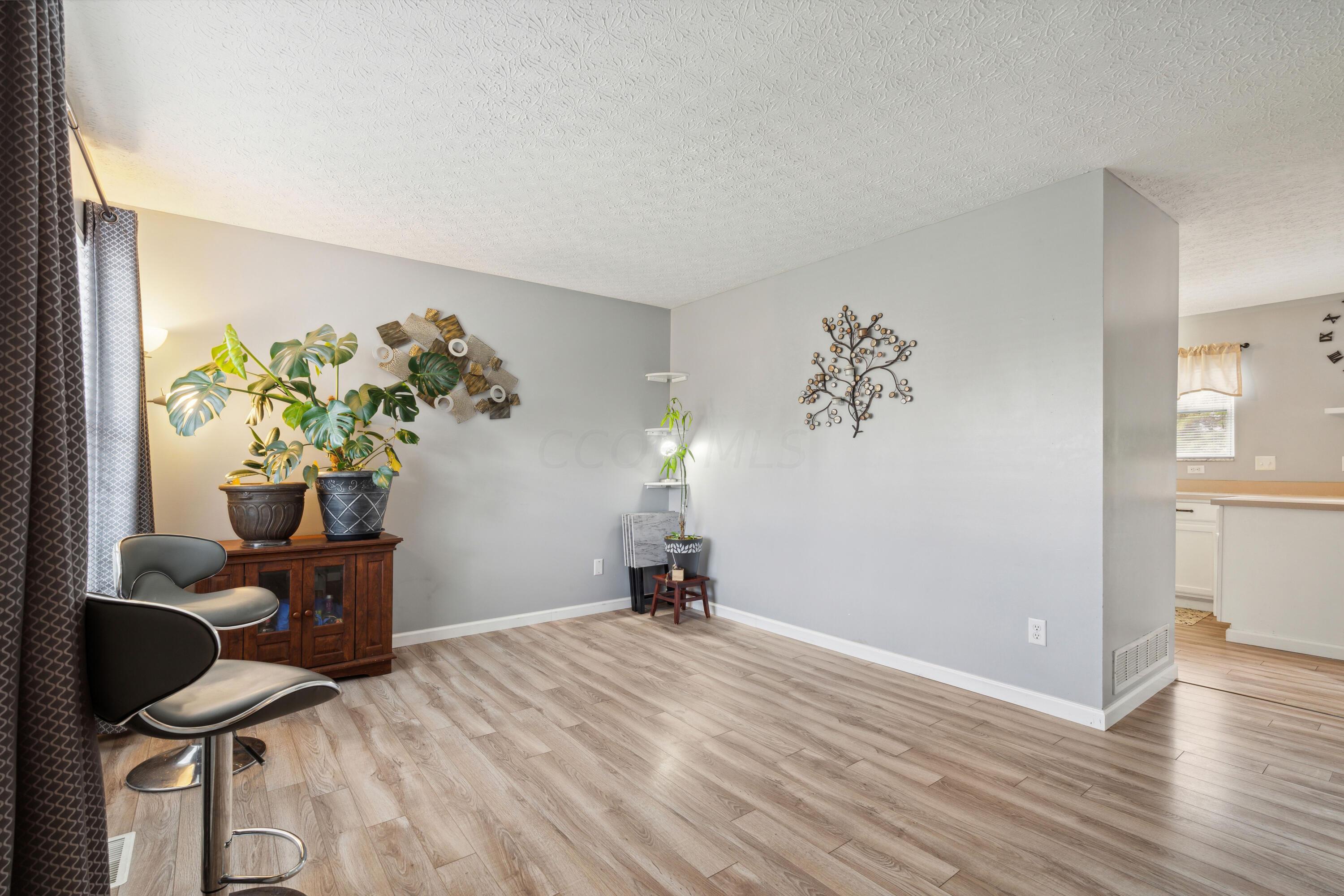 527 Tourmaline Drive