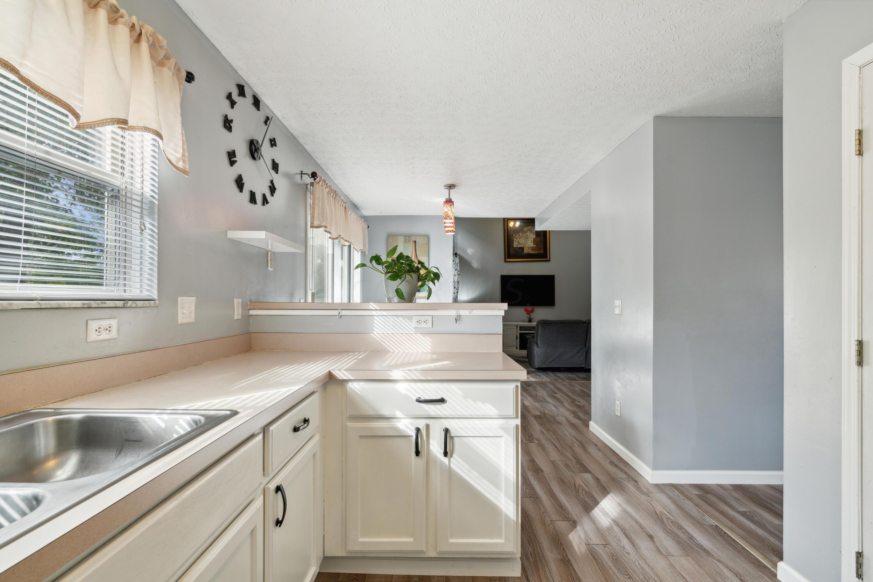 527 Tourmaline Drive