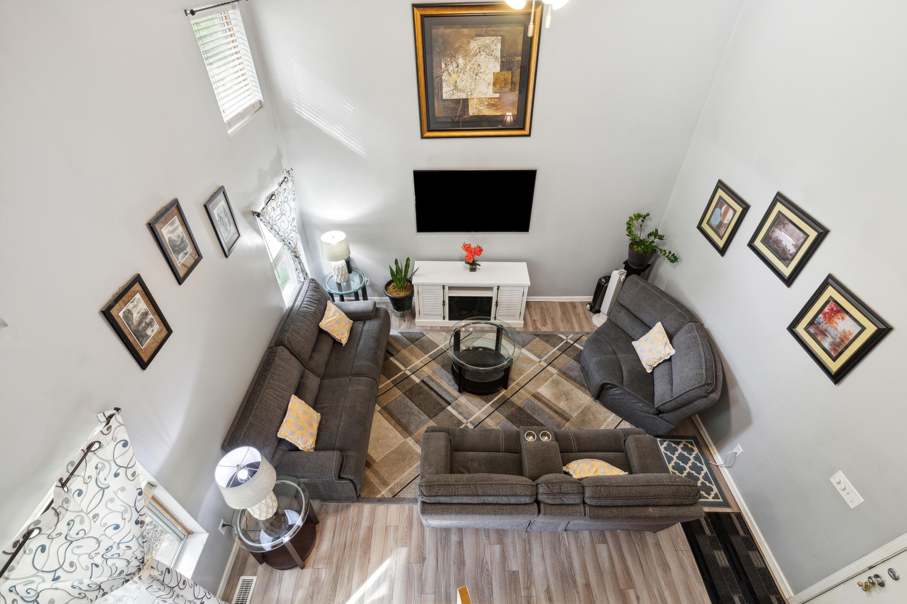 527 Tourmaline Drive