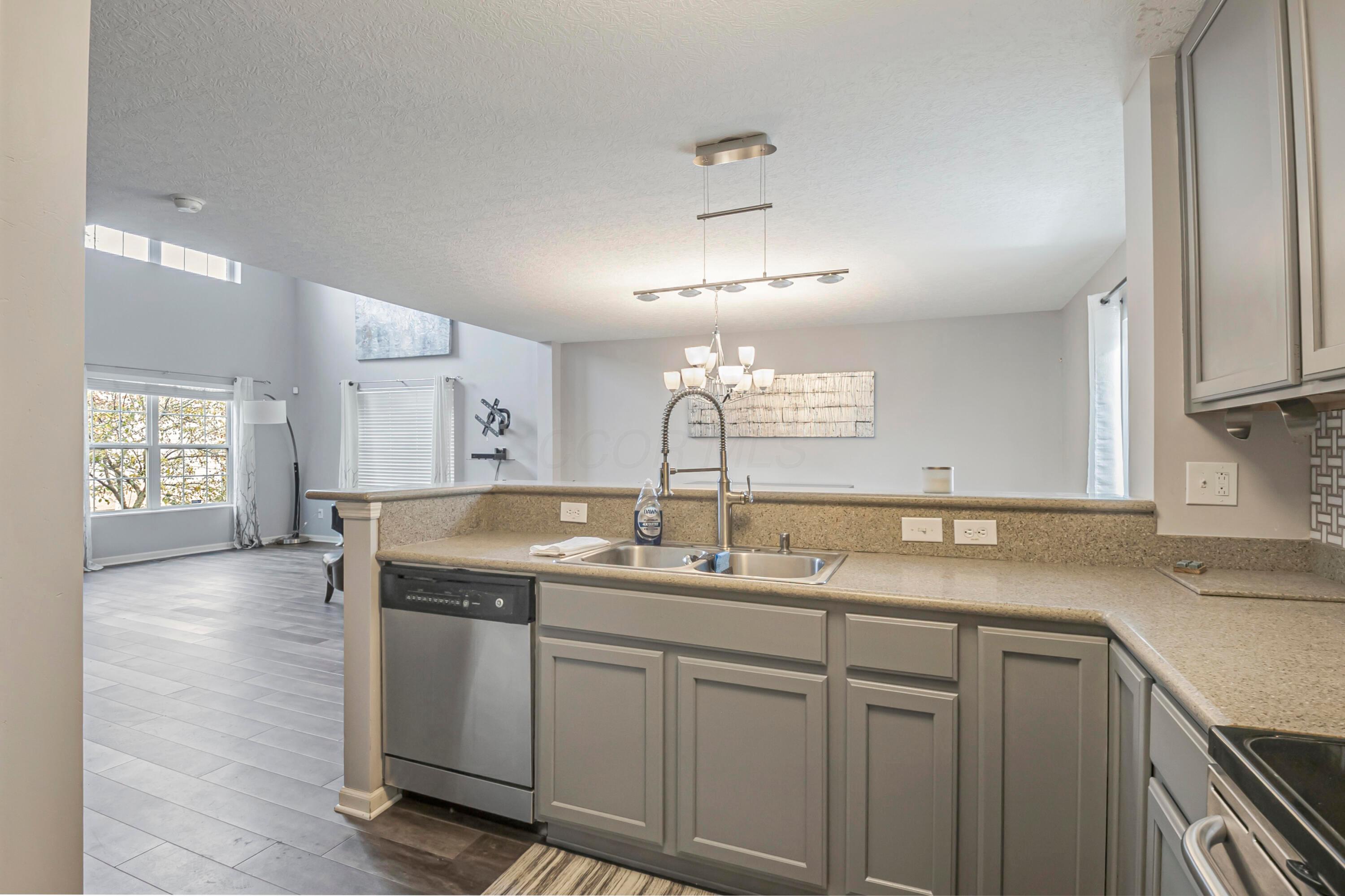 6449 Walnut Fork Drive