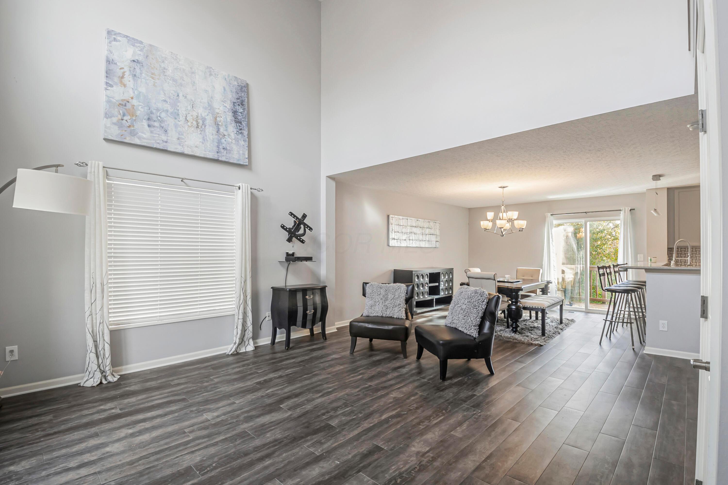 6449 Walnut Fork Drive