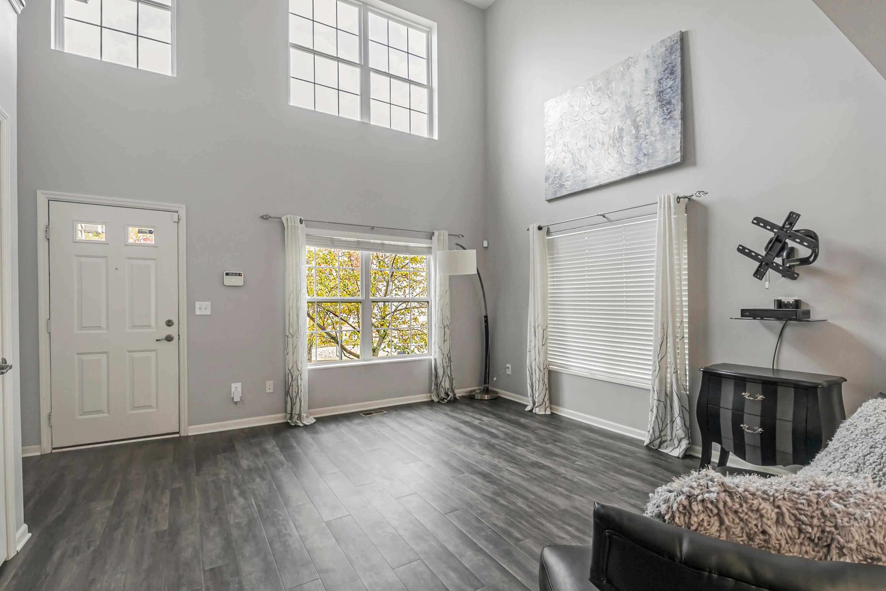 6449 Walnut Fork Drive