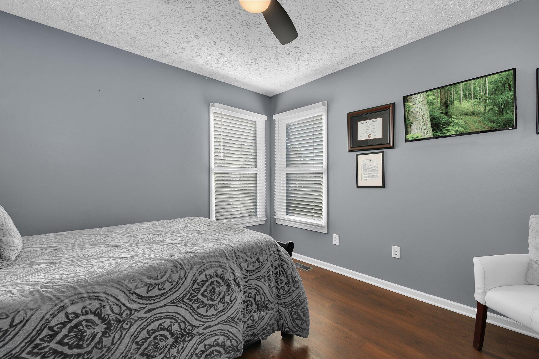 12887 Bentwood Farms Drive