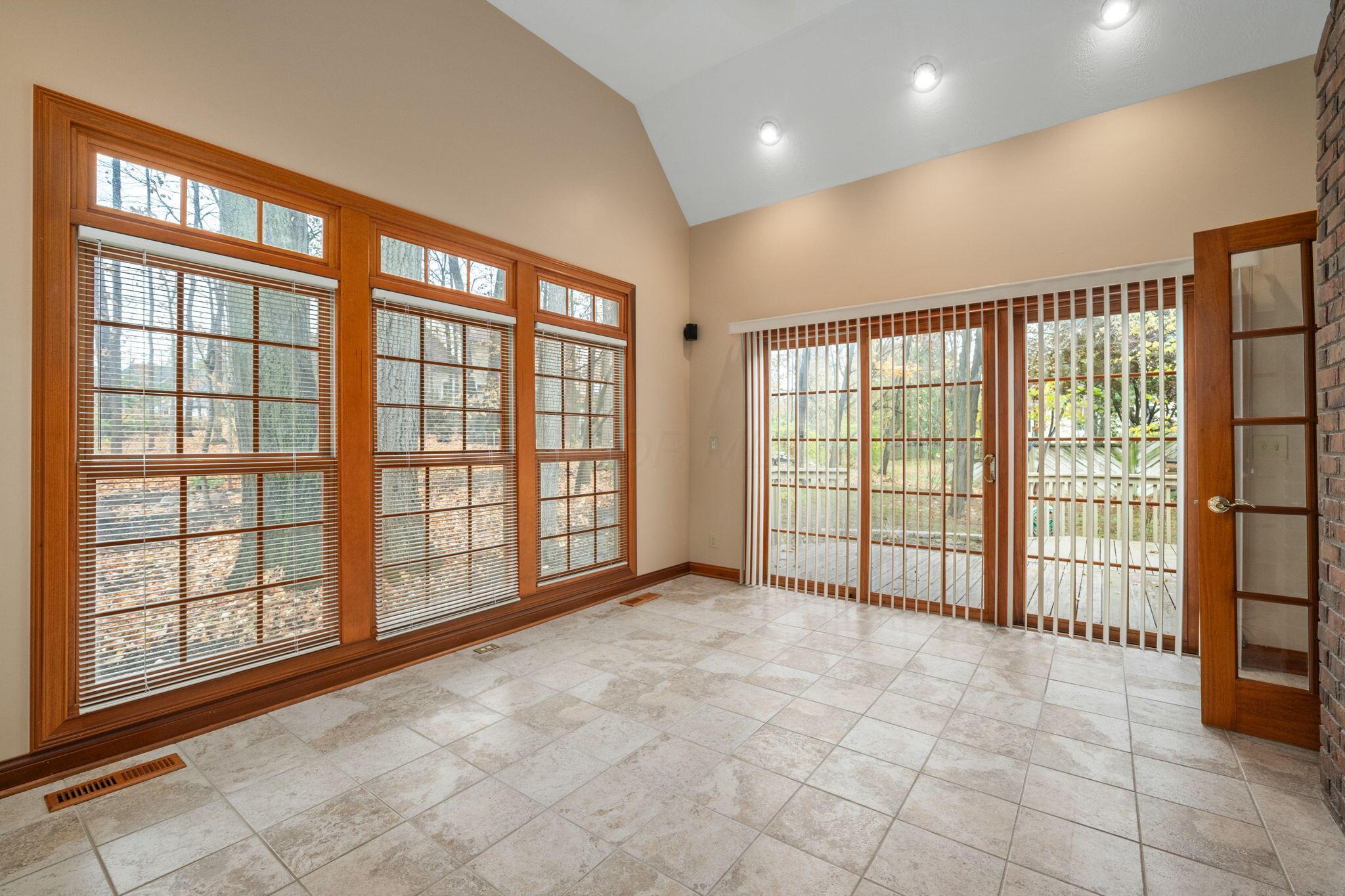 9457 Timberbank Circle
