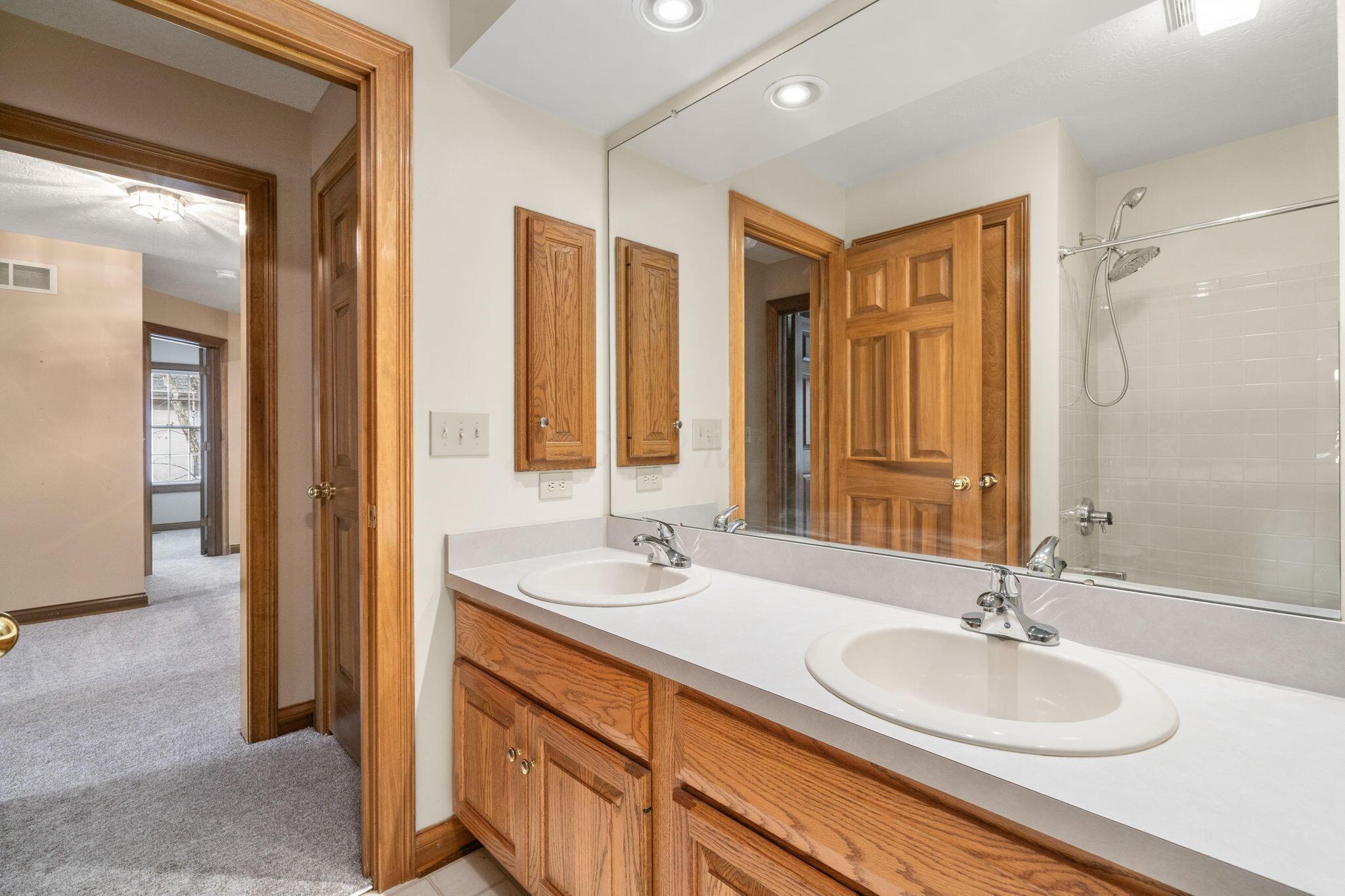 9457 Timberbank Circle