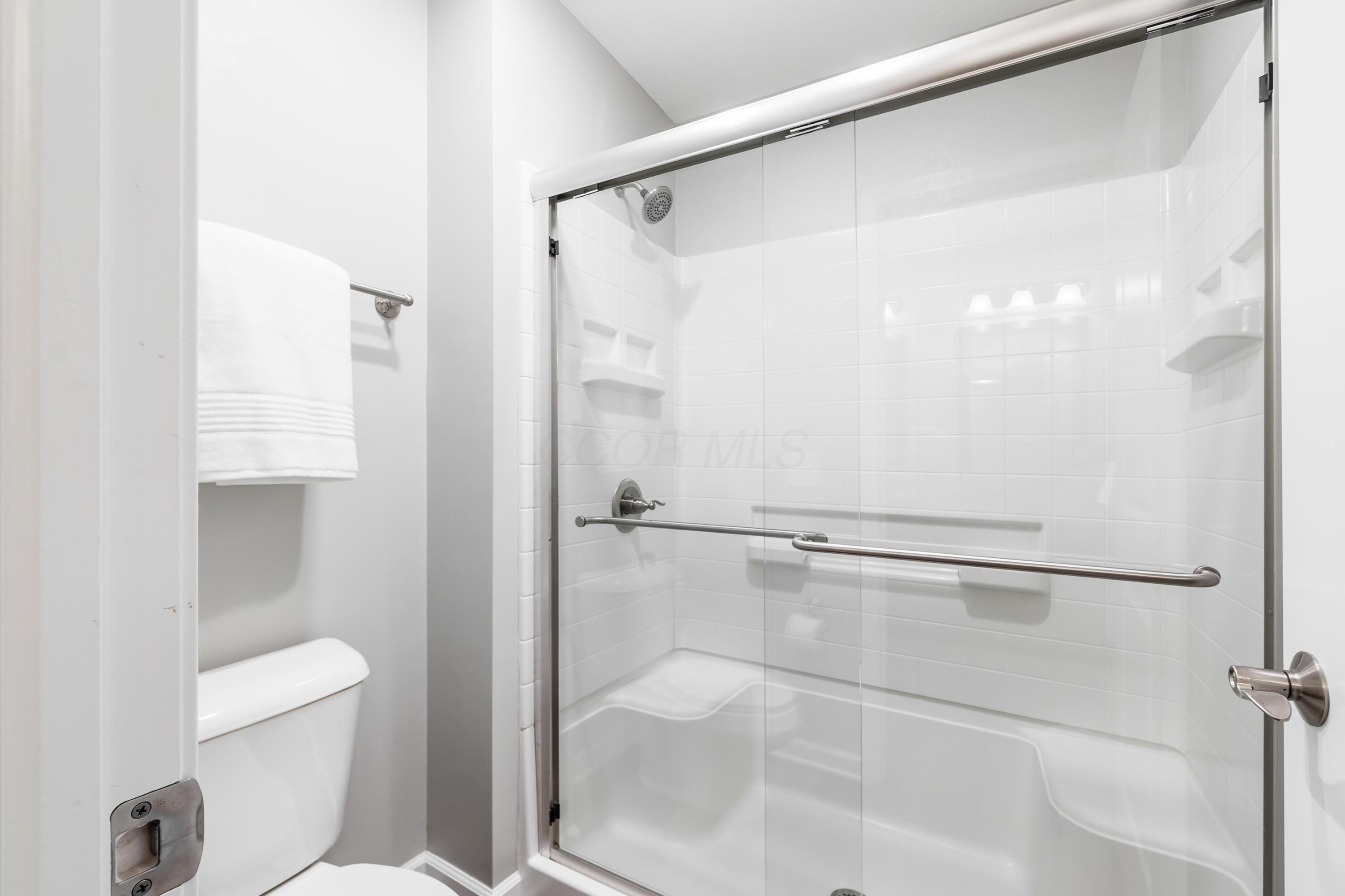 102 Lakes At Cheshire Drive