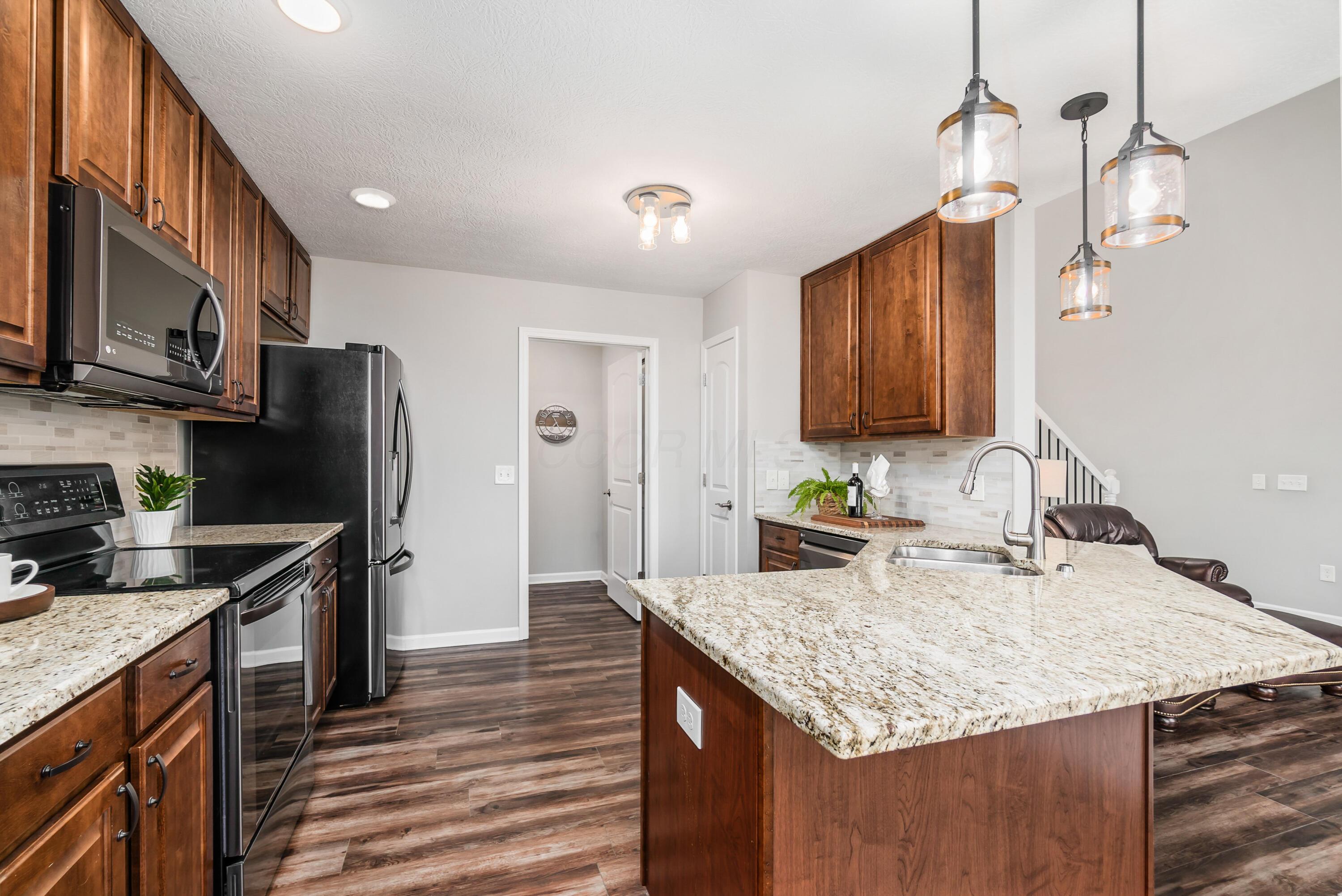 102 Lakes At Cheshire Drive