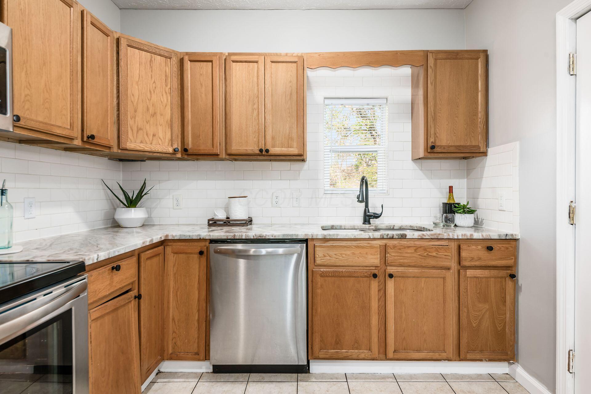 854-856 Scott Street