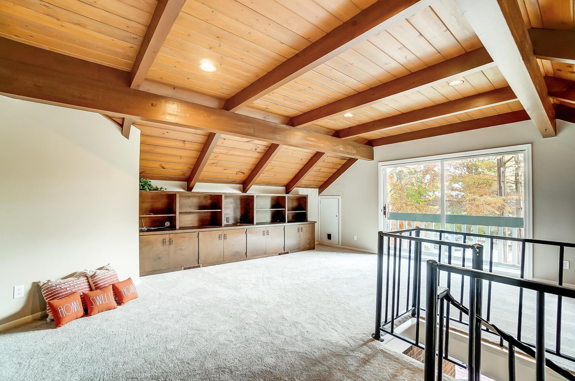 2710 Fairfax Drive