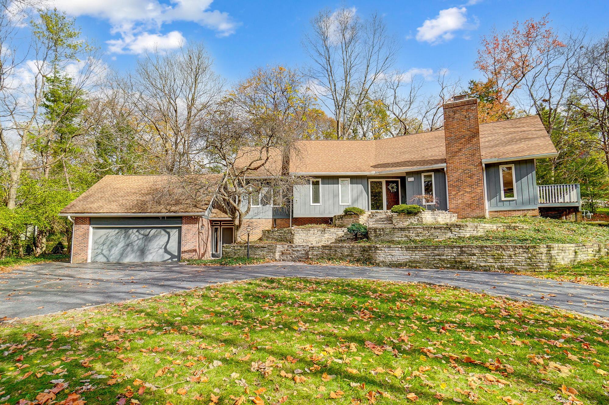 2710 Fairfax Drive