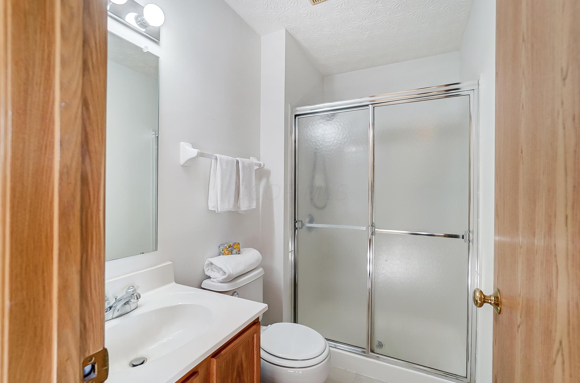 5544 Arklow Way, 123