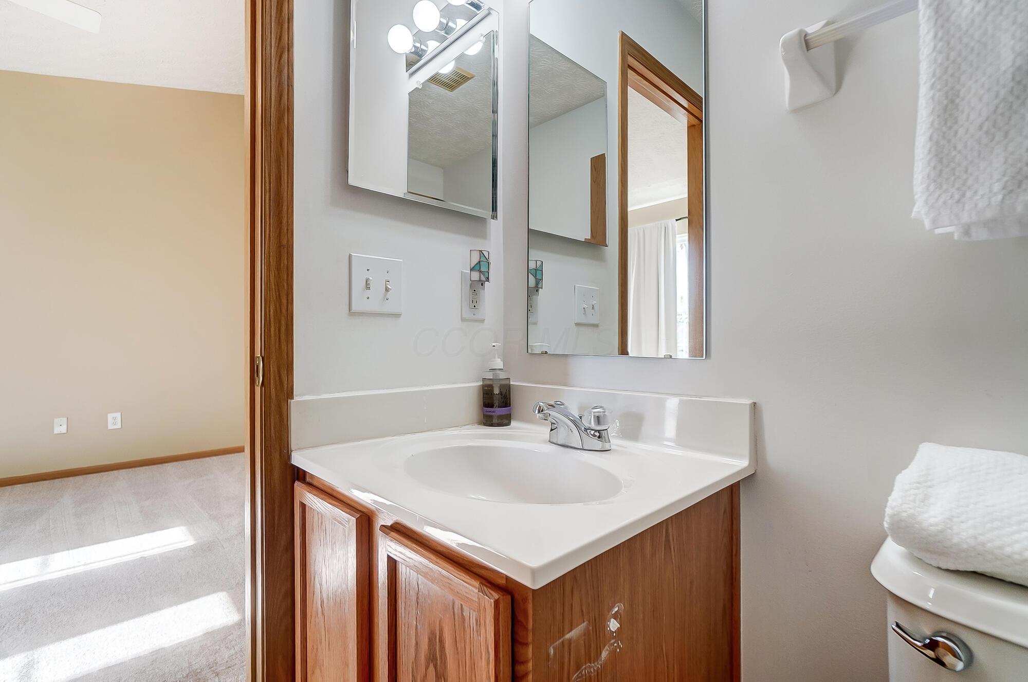 5544 Arklow Way, 123