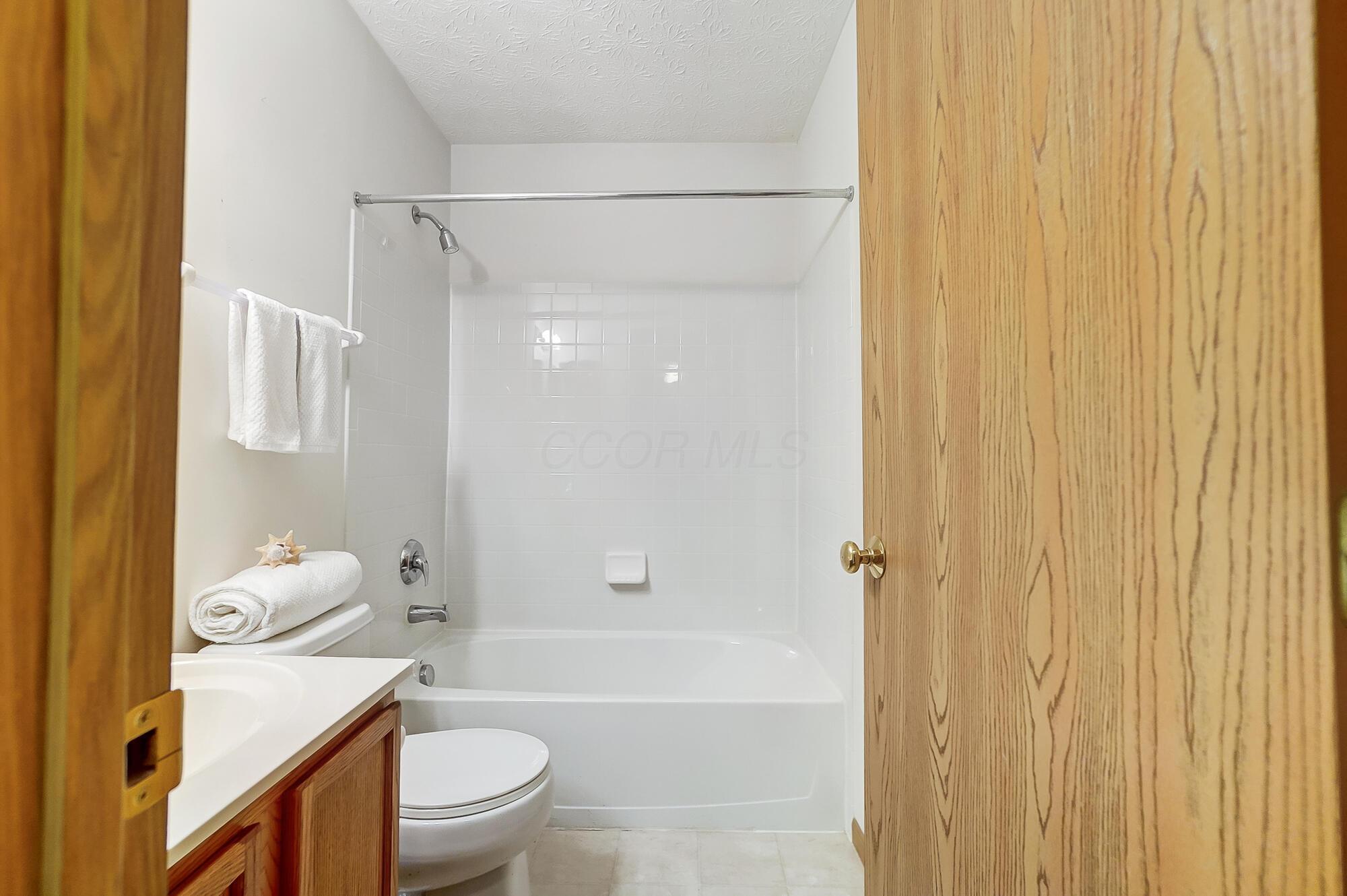 5544 Arklow Way, 123