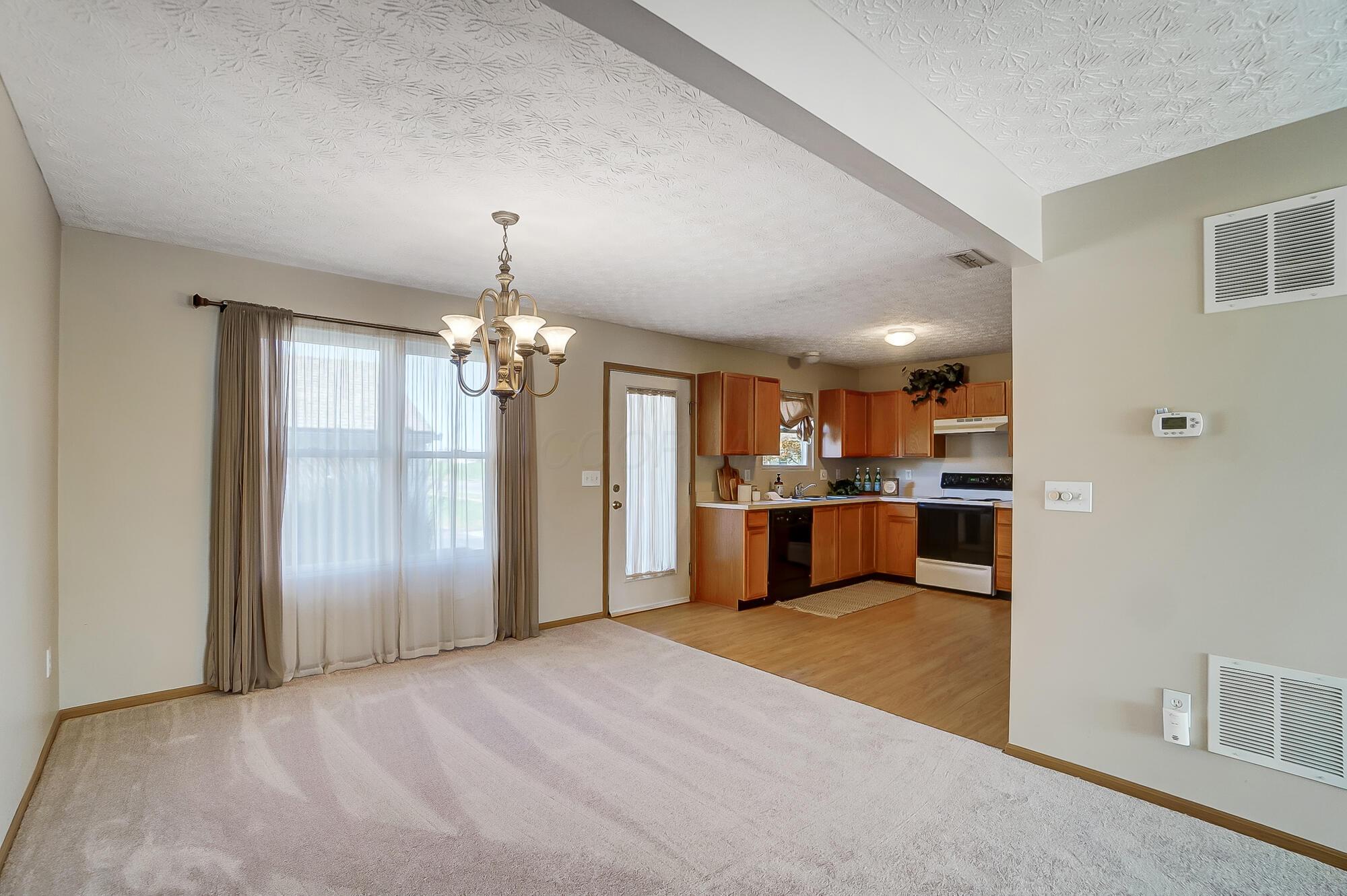 5544 Arklow Way, 123