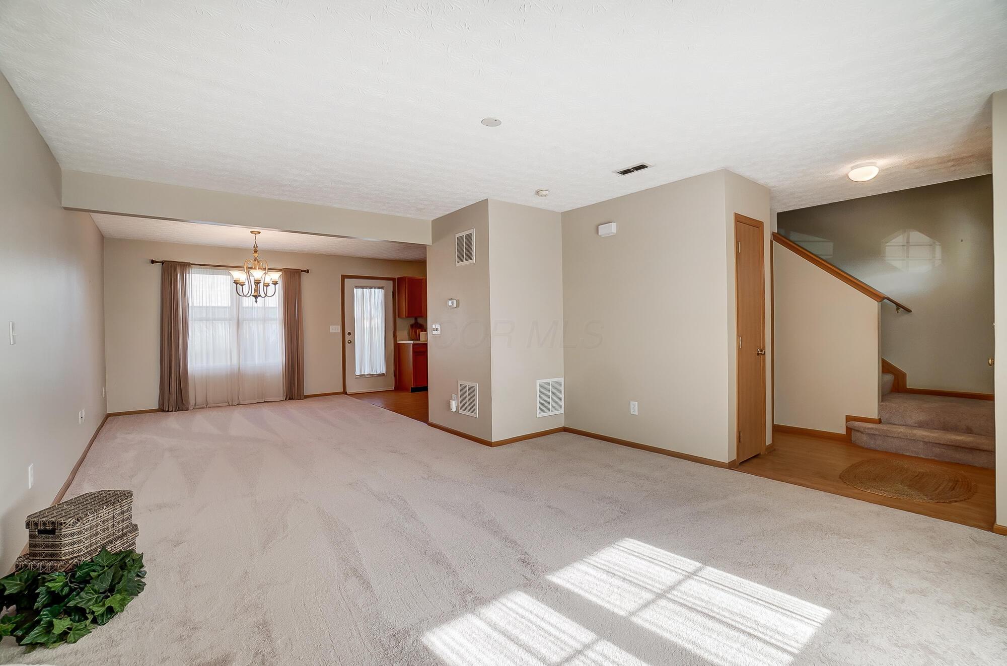 5544 Arklow Way, 123