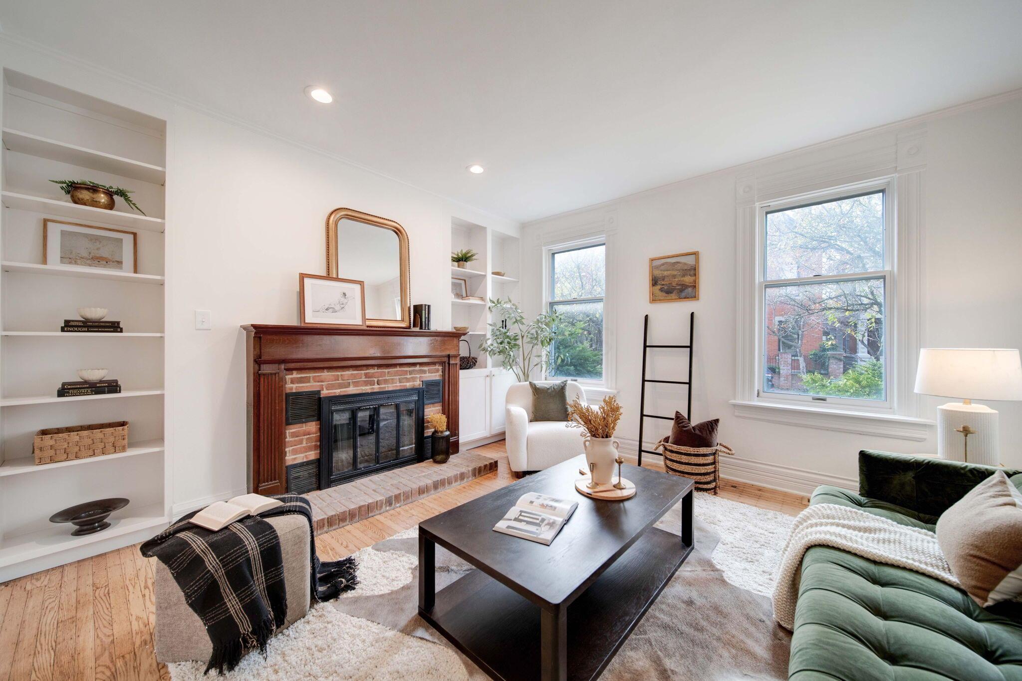 712 S 6th Street