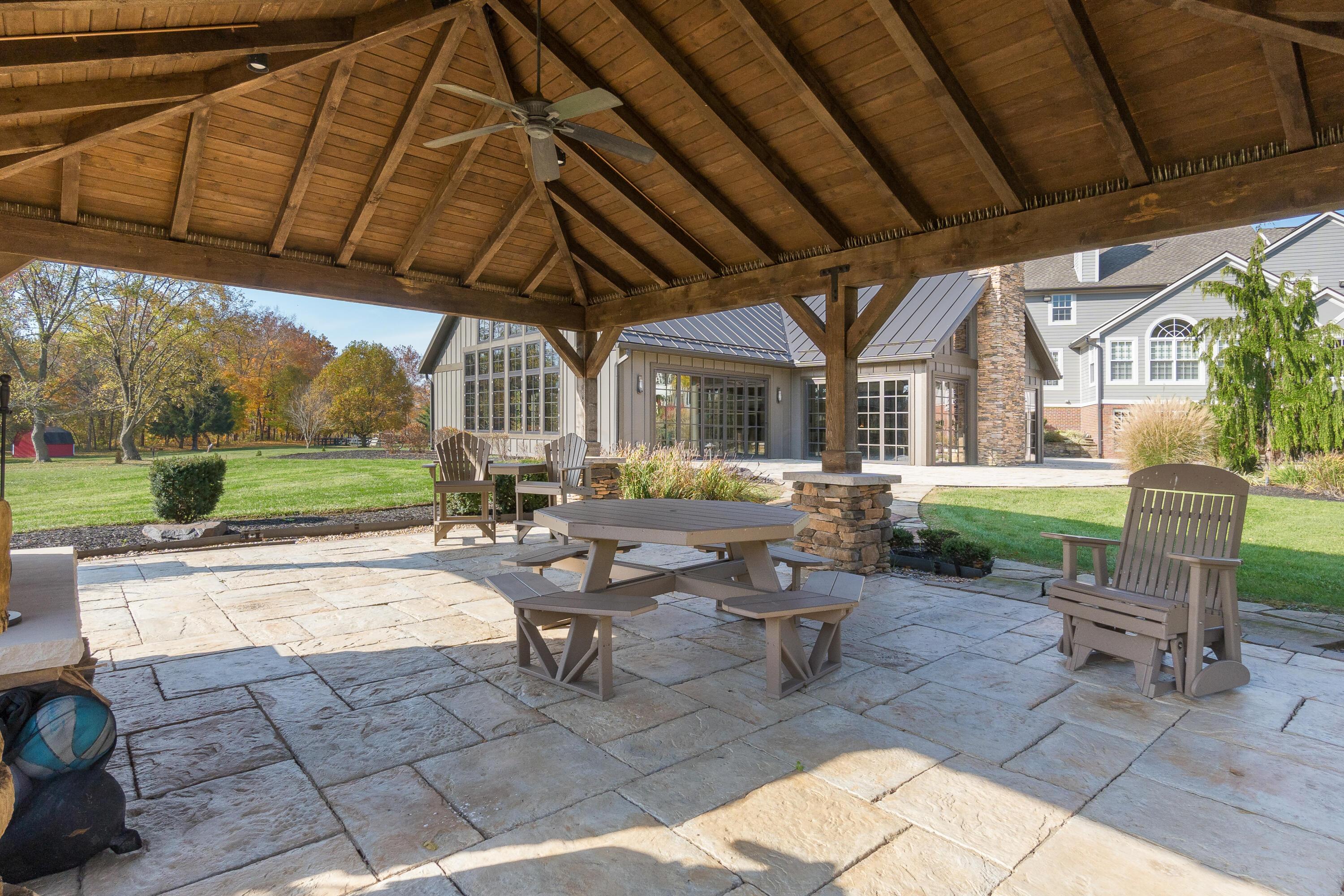 10492 Allen Road
