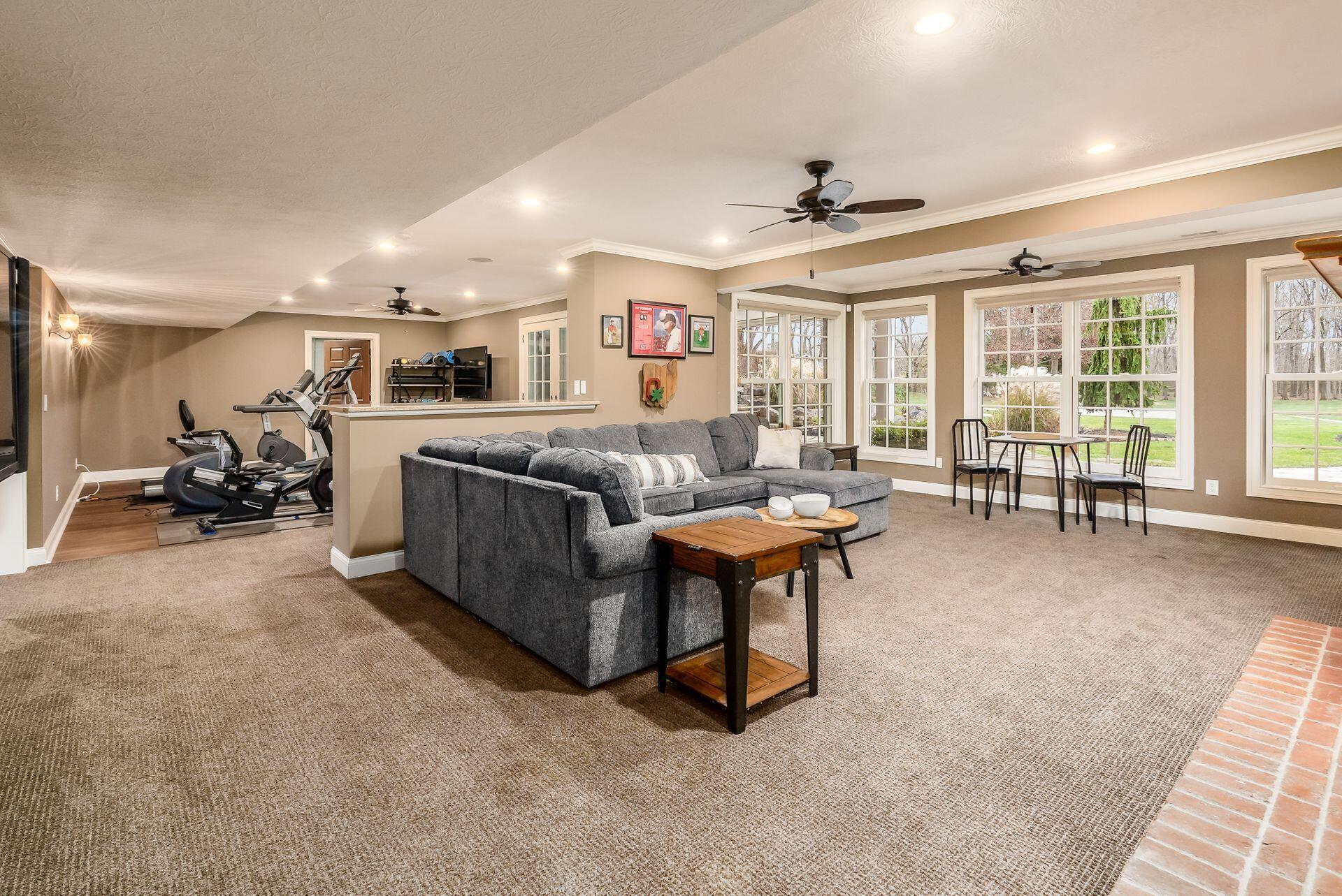 10492 Allen Road