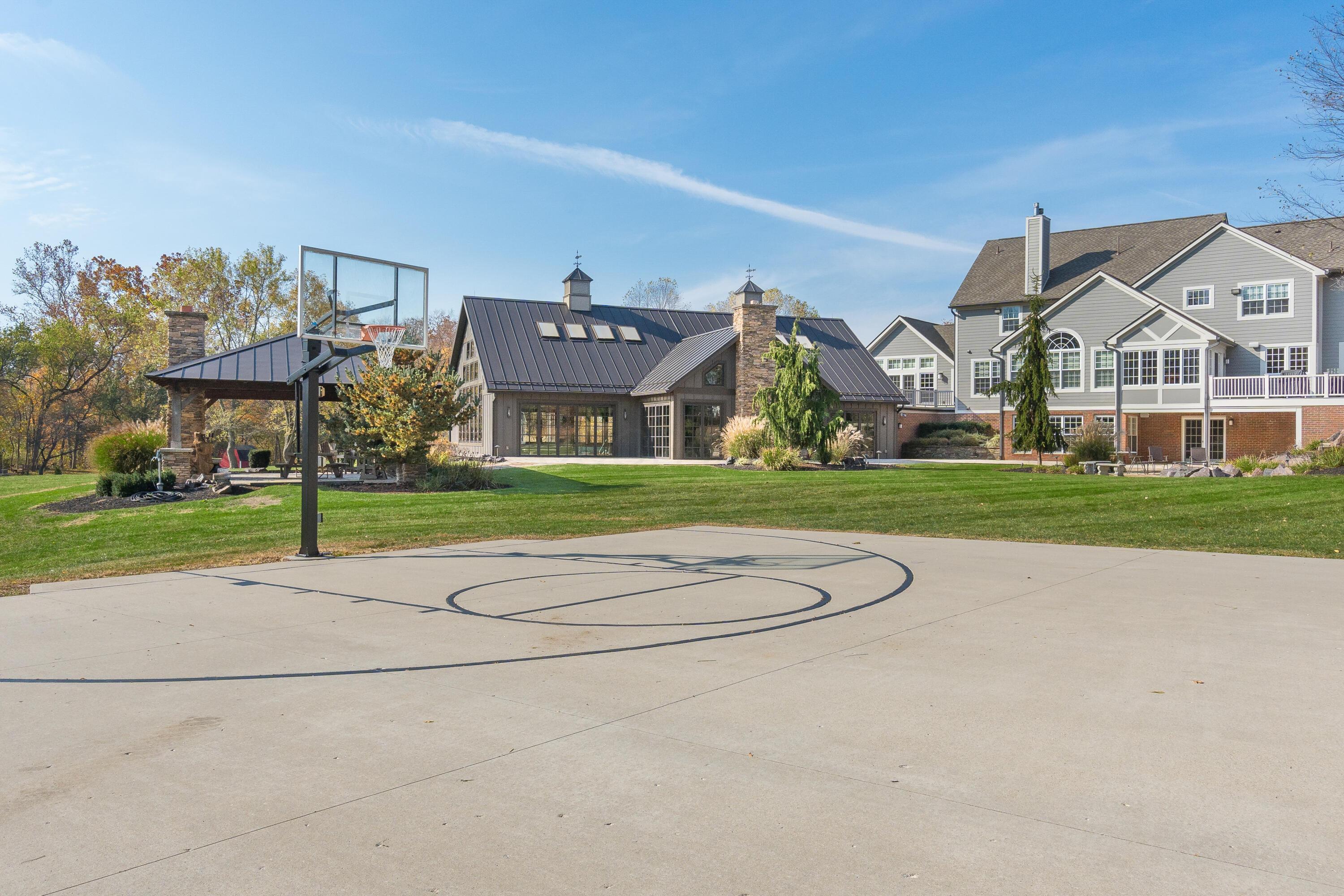 10492 Allen Road