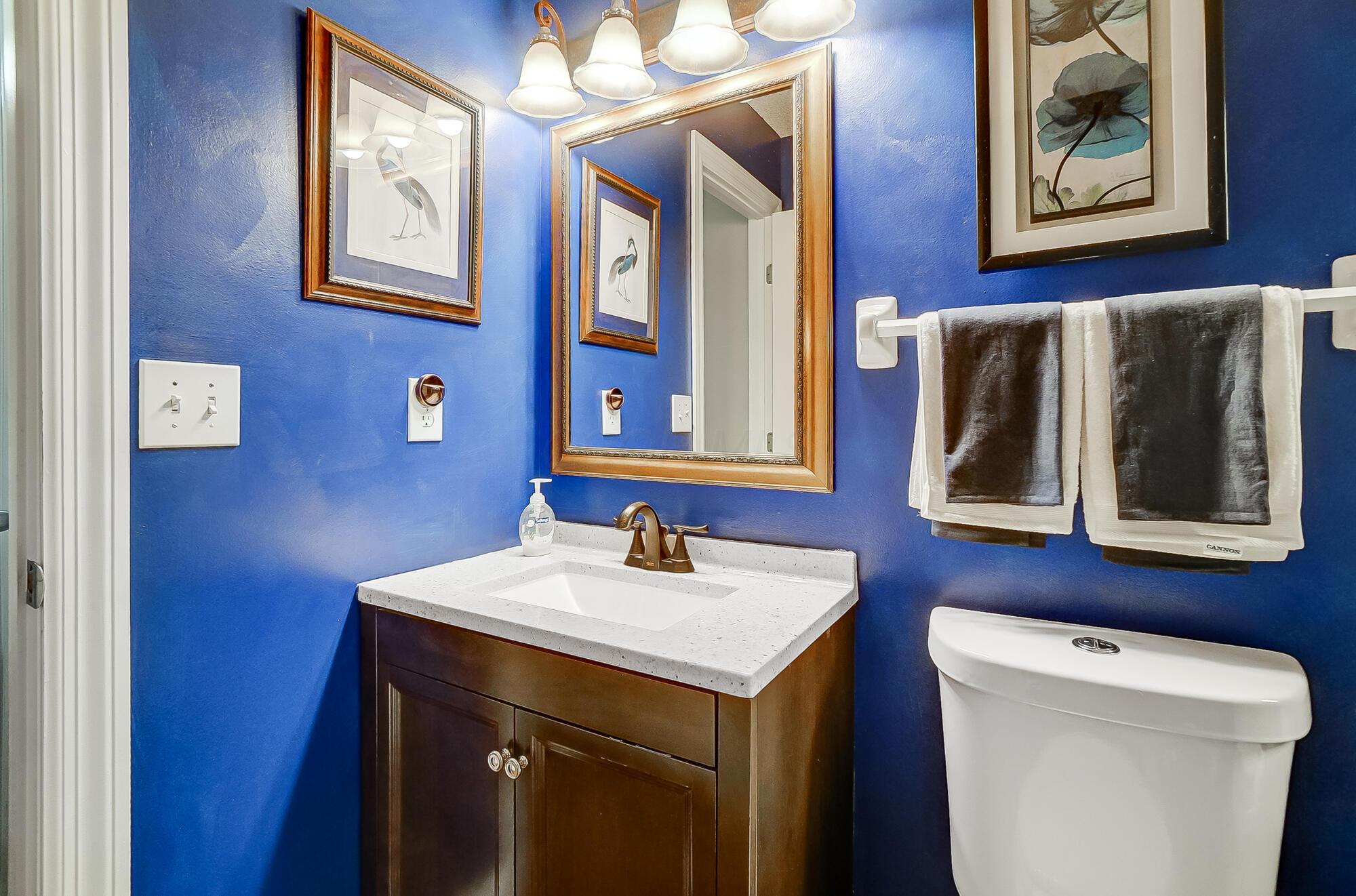 2401 Winona Drive, 87A