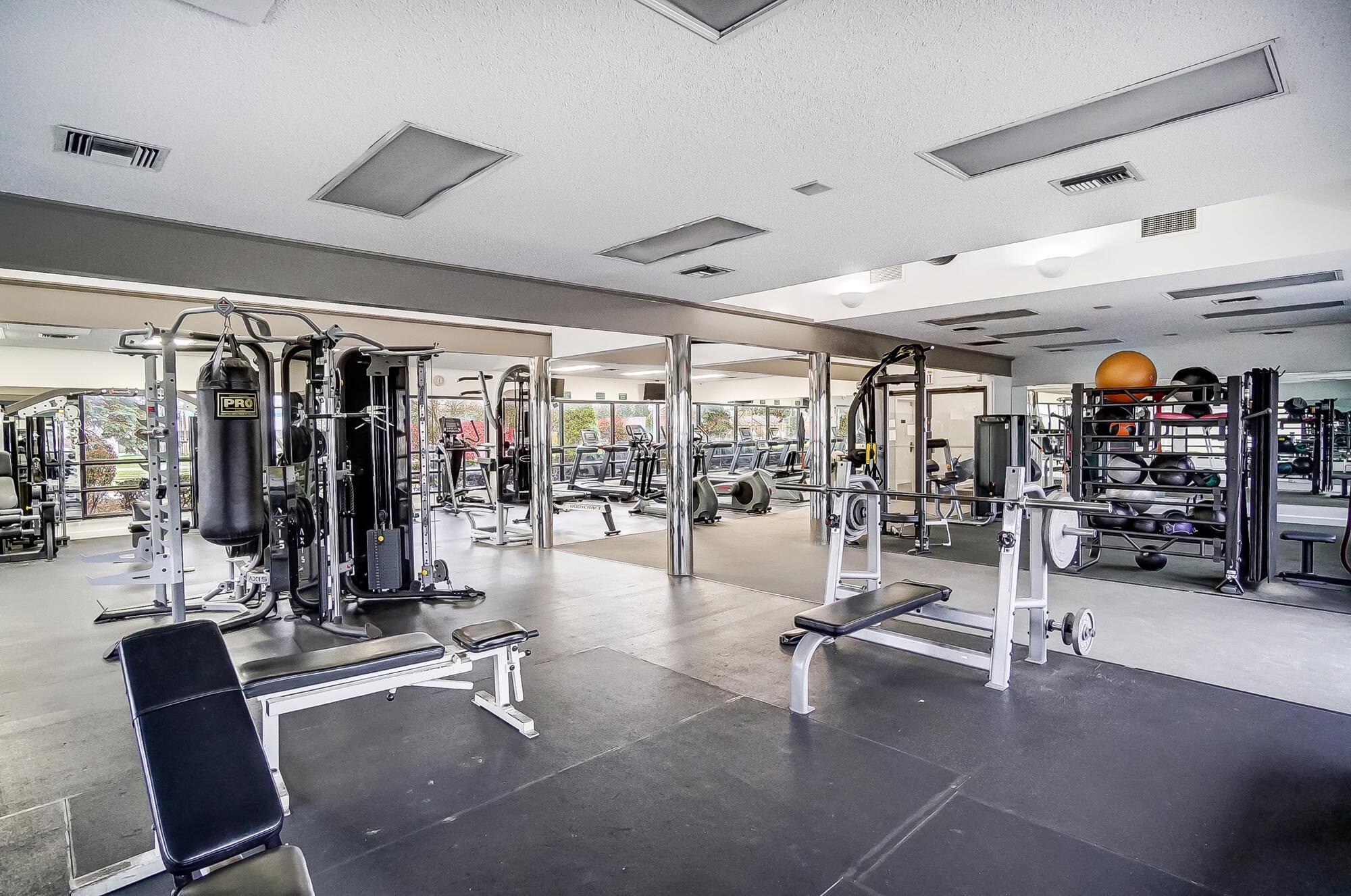 2401 Winona Drive, 87A