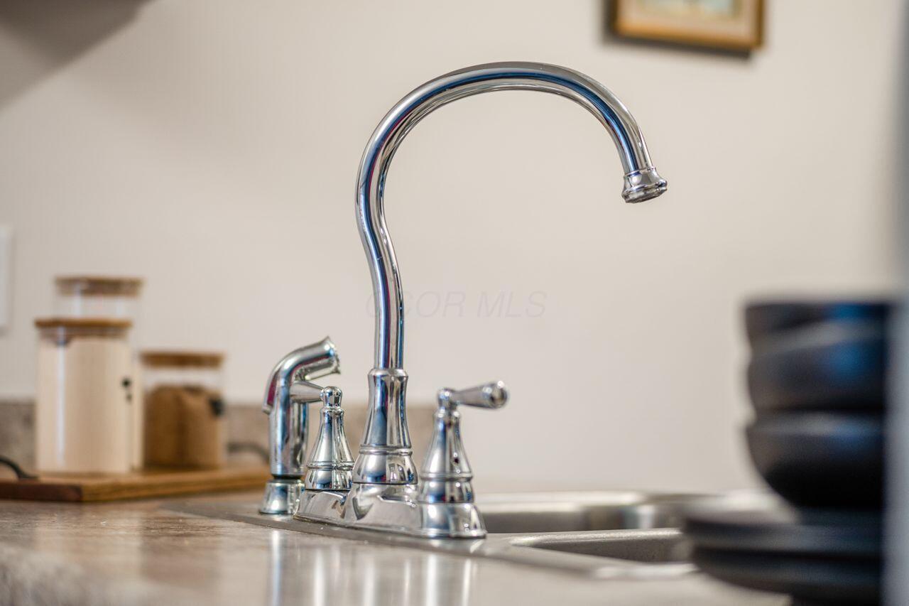 6705 Axtel Drive, 5C